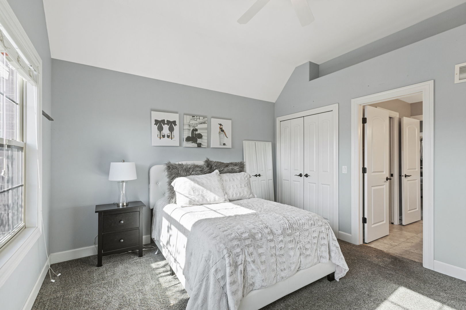 Plainfield, Illinois, 60586, United States, 4 Bedrooms Bedrooms, ,4 BathroomsBathrooms,Residential,For Sale,1989216