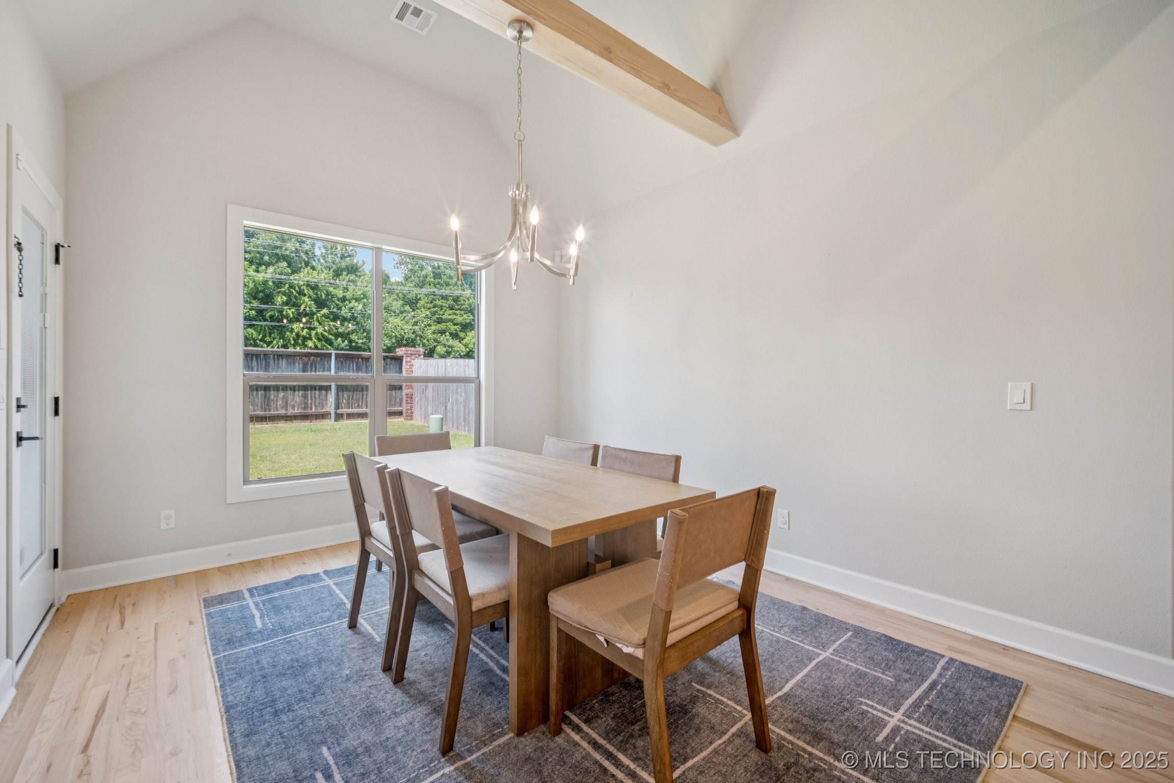 Broken Arrow, Oklahoma, 74011, United States, 5 Bedrooms Bedrooms, ,3 BathroomsBathrooms,Residential,For Sale,1898814