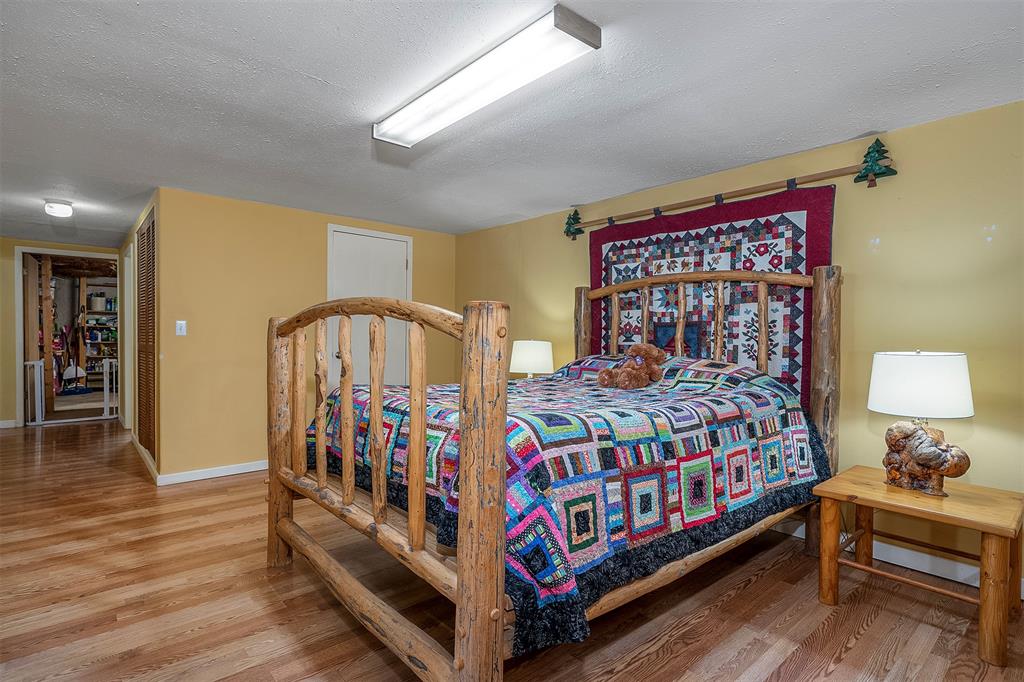 Polson, Montana, 59860, United States, 3 Bedrooms Bedrooms, ,1 BathroomBathrooms,Residential,For Sale,1982519