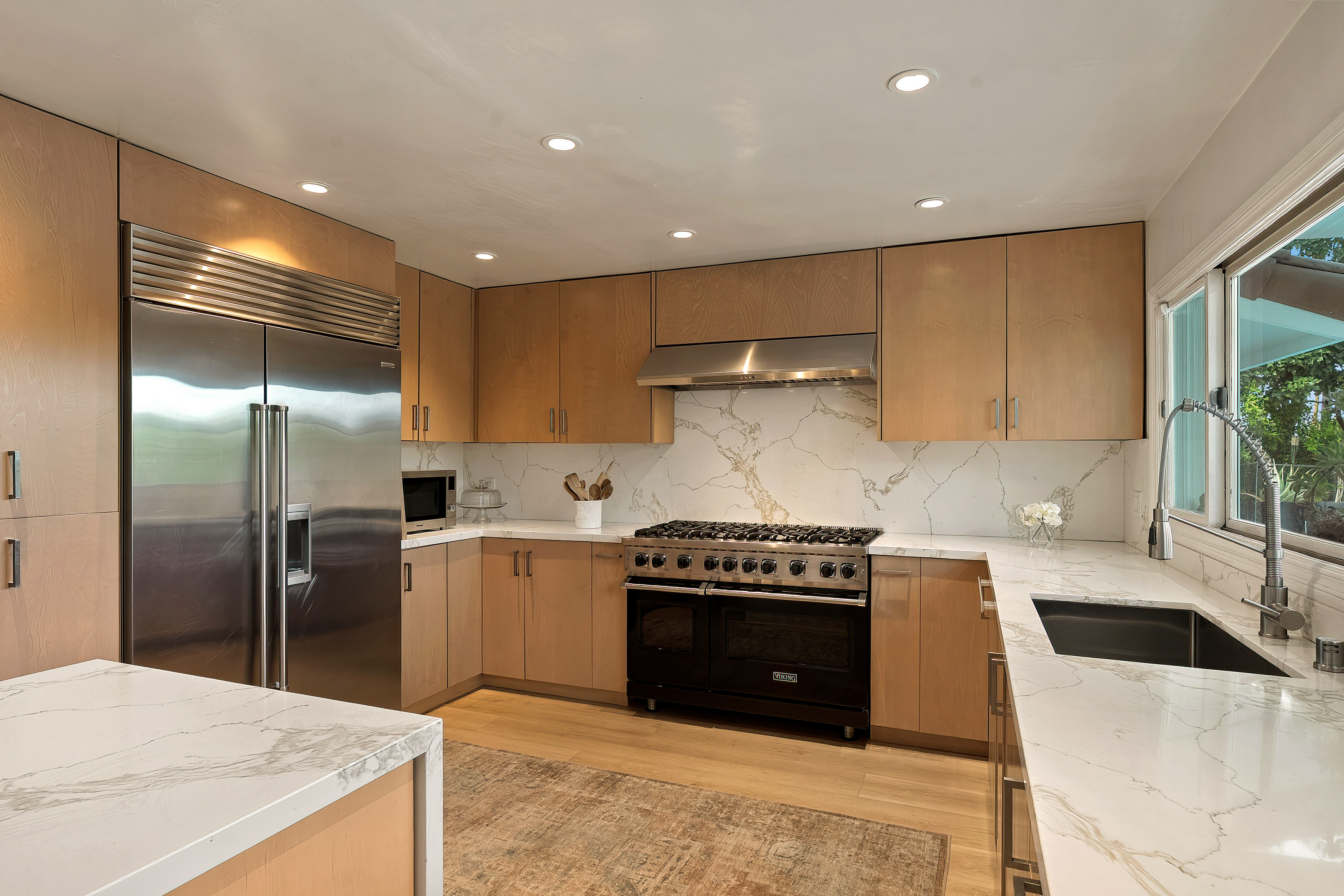  4807 Brewster Drive - 物件實景