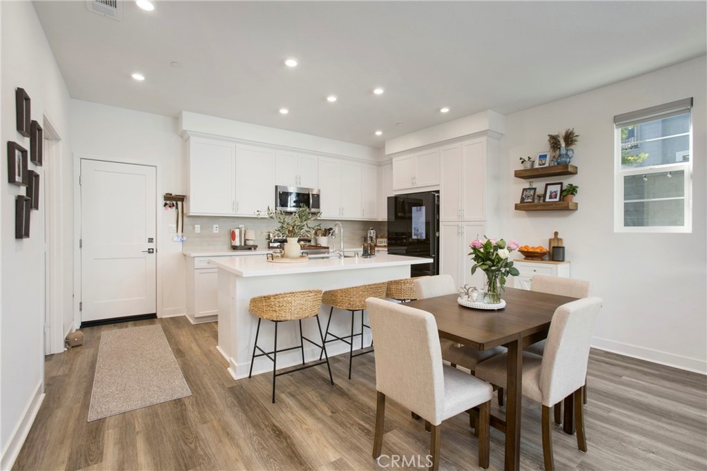 Rancho Mission Viejo, California, 92694, United States, 3 Bedrooms Bedrooms, ,3 BathroomsBathrooms,Residential,For Sale,1987643