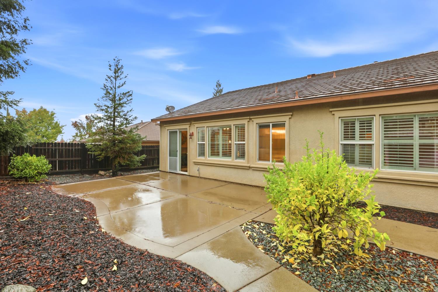 Folsom, California, 95630, United States, 3 Bedrooms Bedrooms, ,2 BathroomsBathrooms,Residential,For Sale,1992900