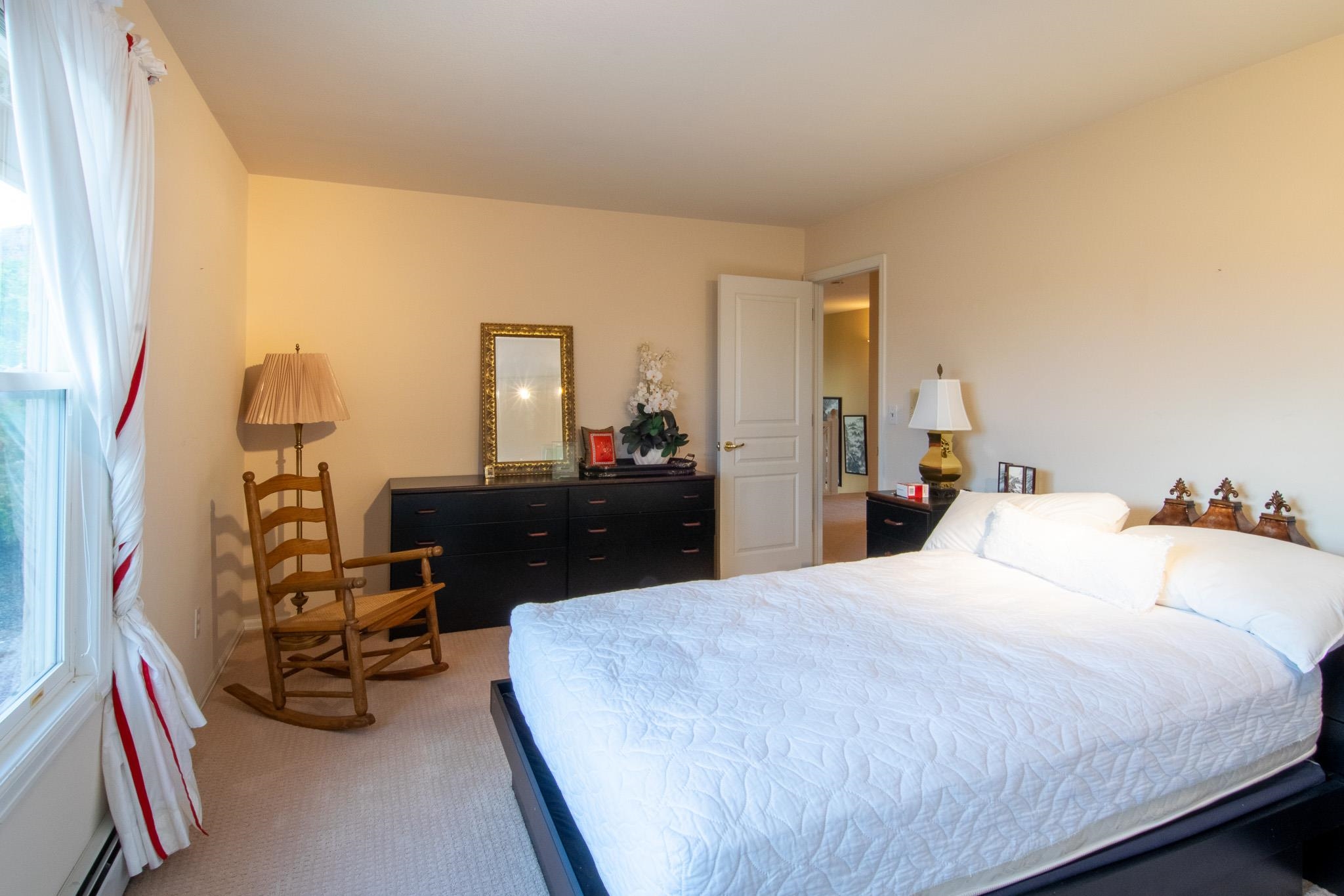 Grand Junction, Colorado, 81507, United States, 5 Bedrooms Bedrooms, ,3 BathroomsBathrooms,Residential,For Sale,1989085