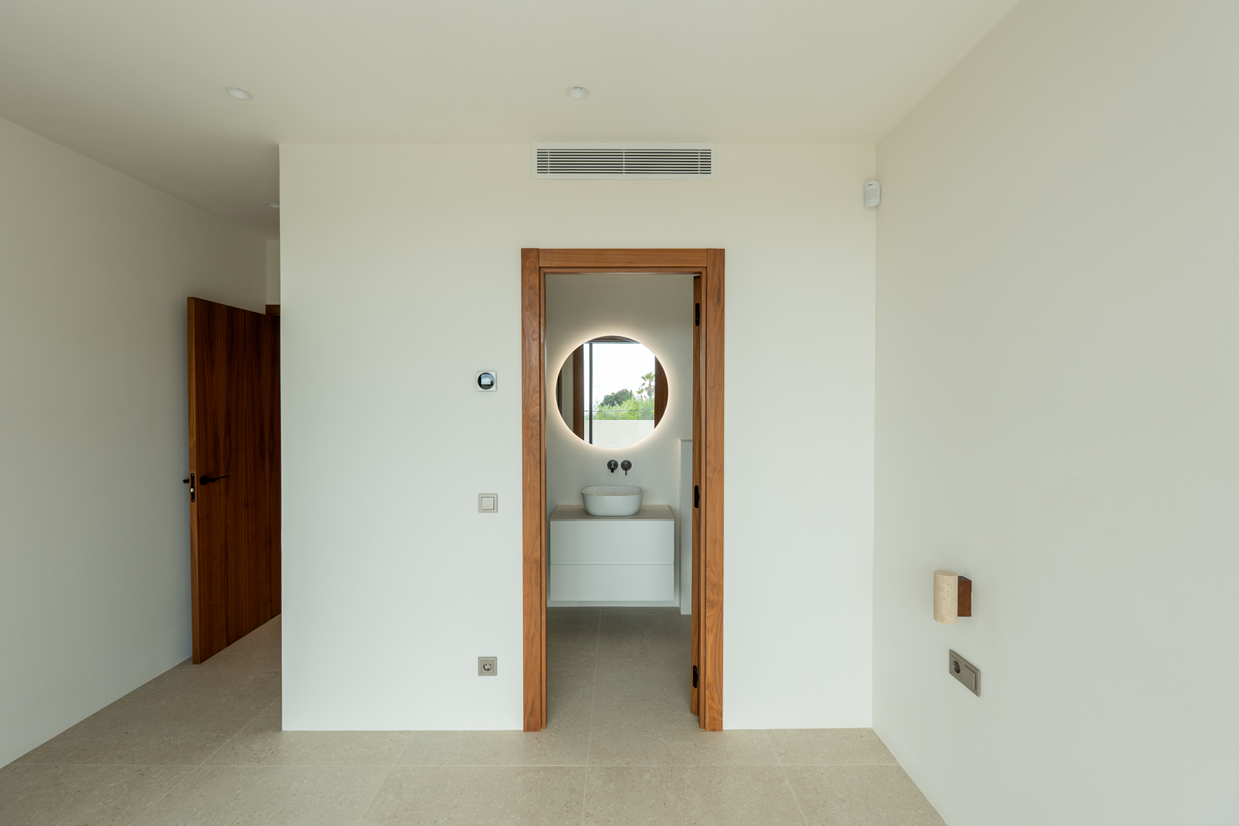  Villa with 7 brand new rooms in Santa Eulalia, Ibiza - 物件實景