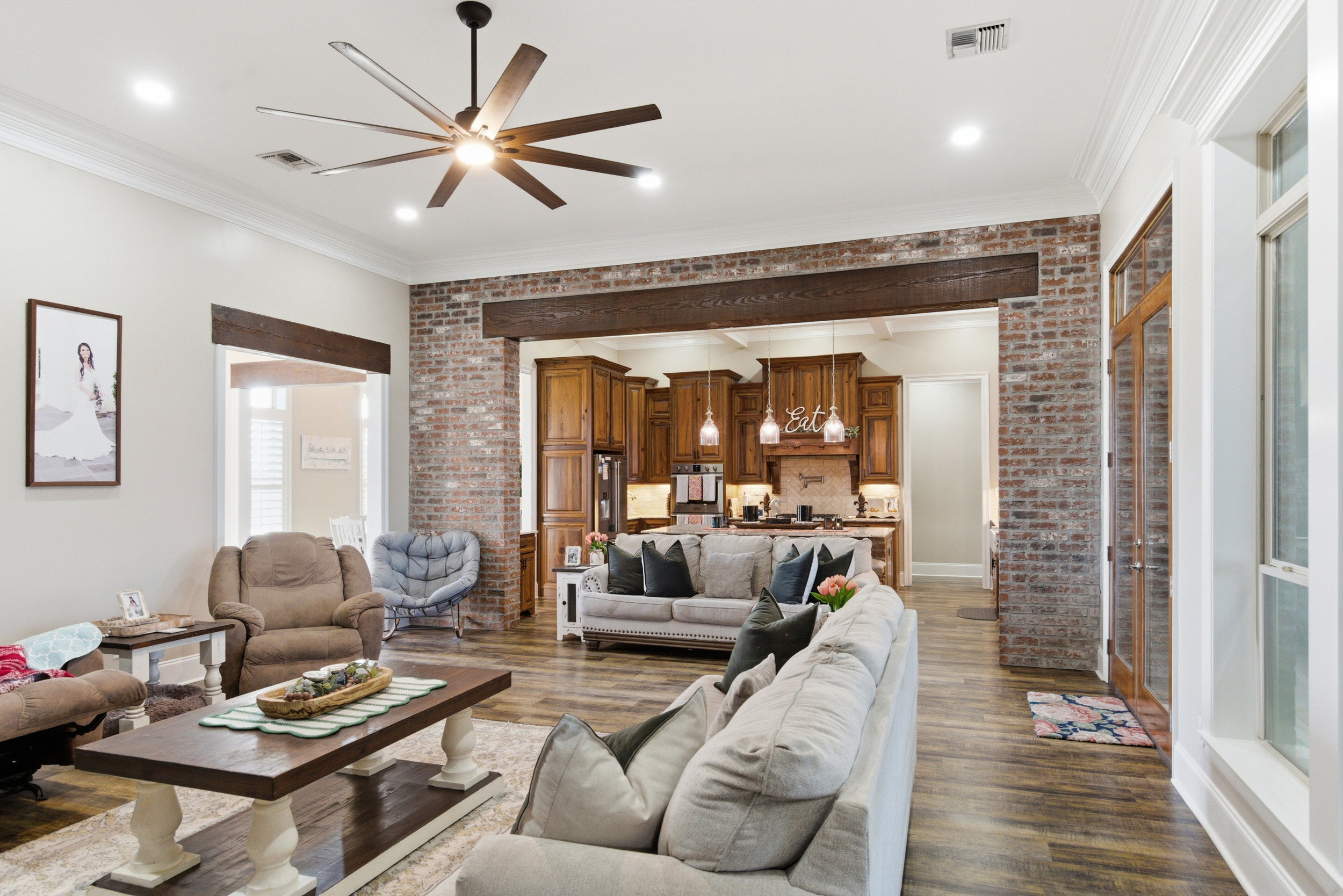 Scott, Louisiana, 70583, United States, 4 Bedrooms Bedrooms, ,3 BathroomsBathrooms,Residential,For Sale,2002633