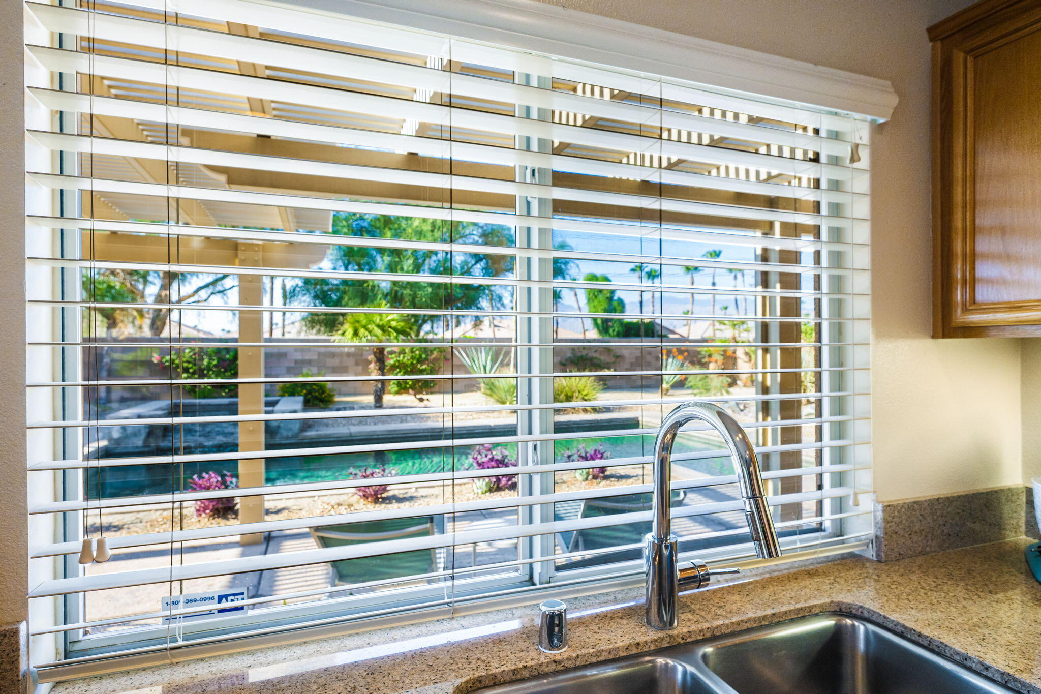 Indio, California, 92201, United States, 3 Bedrooms Bedrooms, ,2 BathroomsBathrooms,Residential,For Sale,1910889