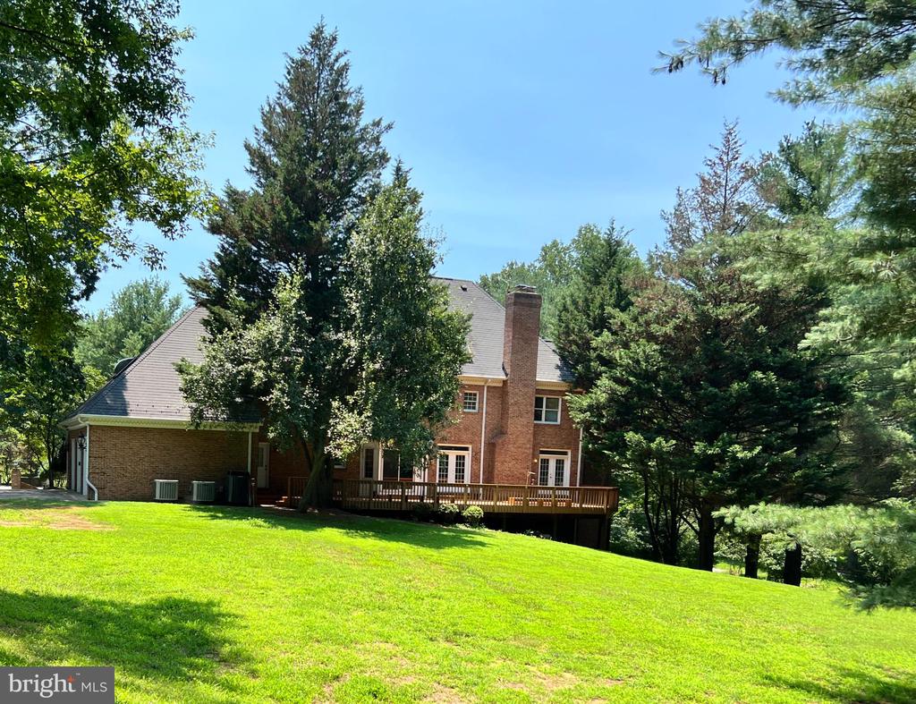 Great Falls, Virginia, 22066, United States, 5 Bedrooms Bedrooms, ,5 BathroomsBathrooms,Residential,For Sale,1900616