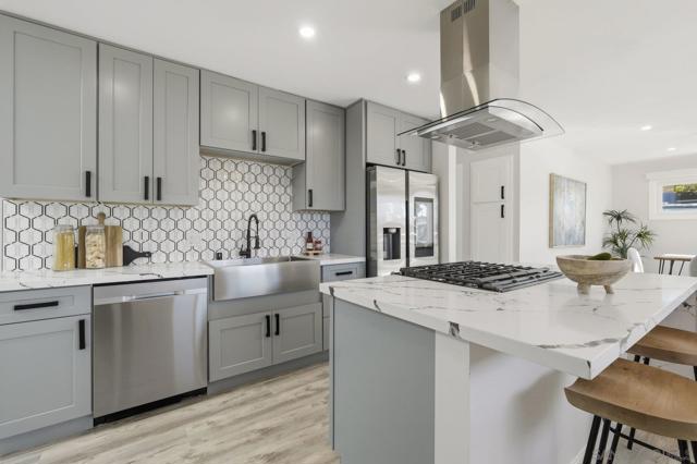 San Diego, California, 92117, United States, 3 Bedrooms Bedrooms, ,2 BathroomsBathrooms,Residential,For Sale,2008547