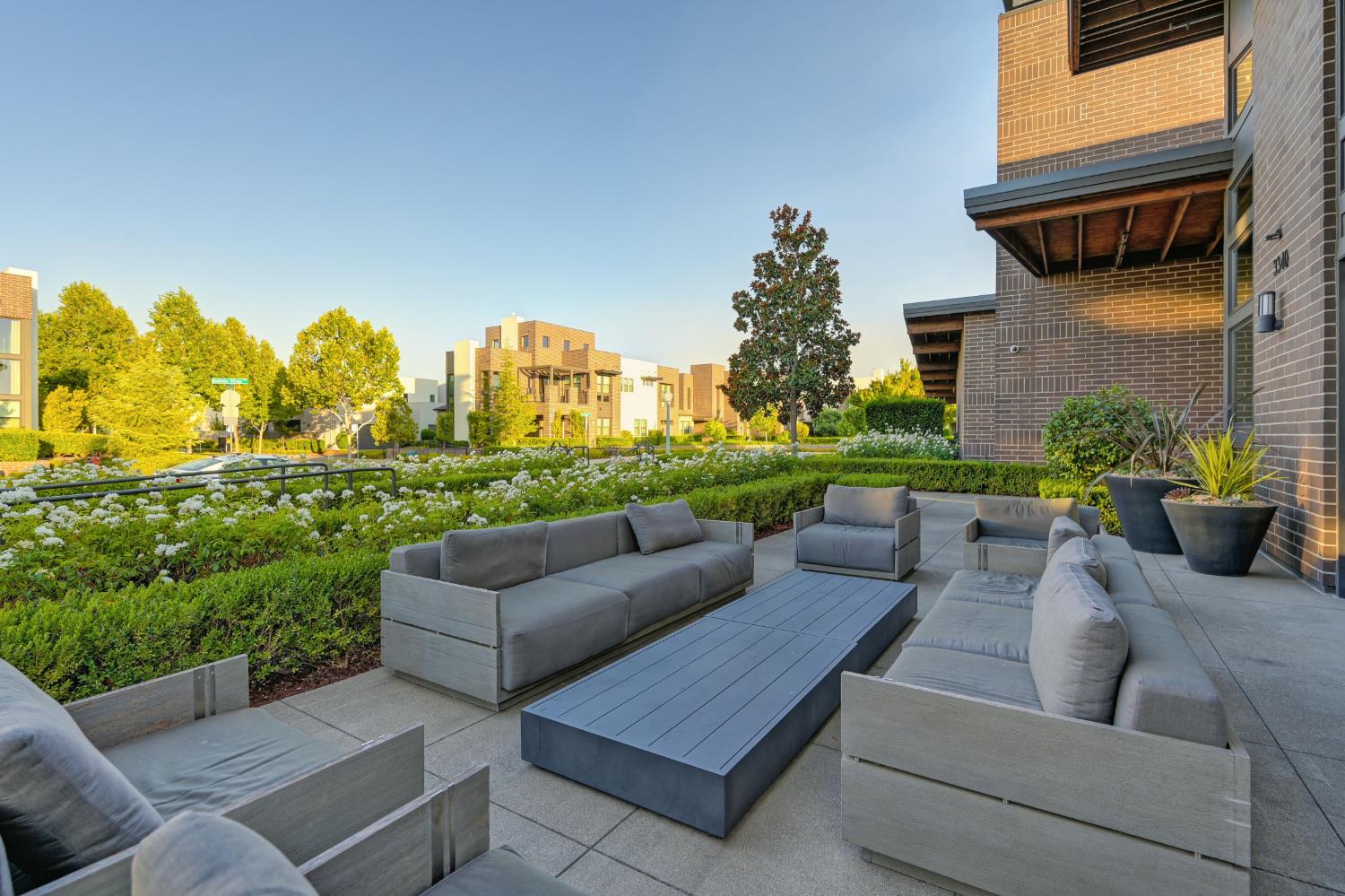 Sacramento, California, 95816, United States, 3 Bedrooms Bedrooms, ,3 BathroomsBathrooms,Residential,For Sale,1916793