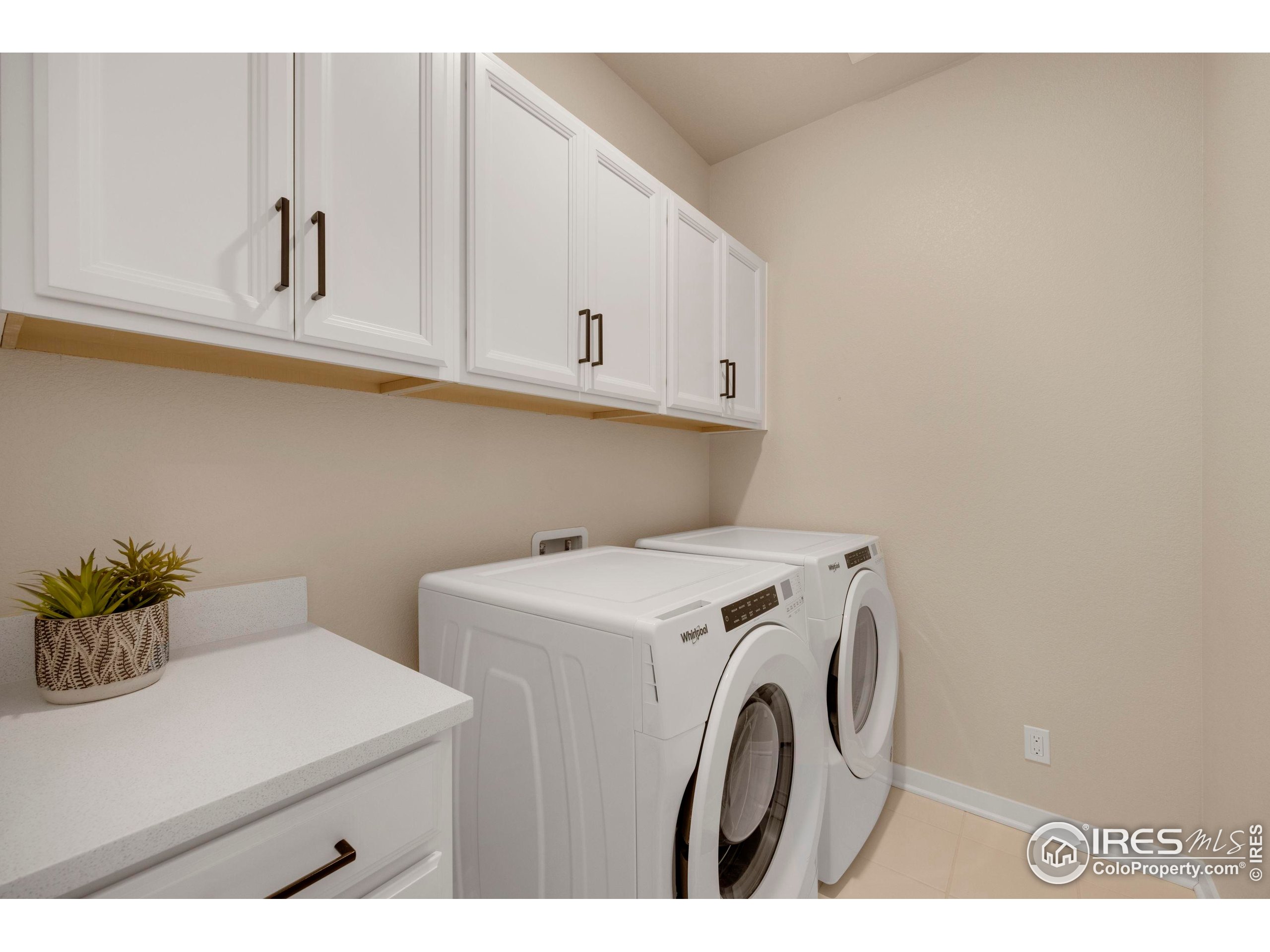 Broomfield, Colorado, 80023, United States, 3 Bedrooms Bedrooms, ,3 BathroomsBathrooms,Residential,For Sale,1805033