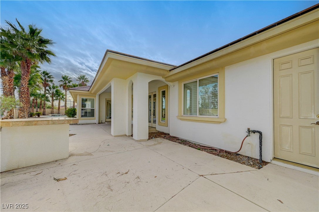 Las Vegas, Nevada, 89117, United States, 4 Bedrooms Bedrooms, ,5 BathroomsBathrooms,Residential,For Sale,2005418