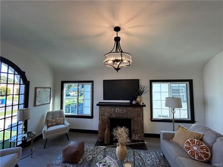 Los Angeles, California, 90047, United States, 3 Bedrooms Bedrooms, ,2 BathroomsBathrooms,Residential,For Sale,2010742