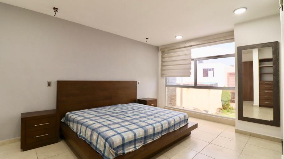 Morelia, Michoacán de Ocampo, 58195, Mexico, 5 Bedrooms Bedrooms, ,4 BathroomsBathrooms,Residential,For Sale,1918405