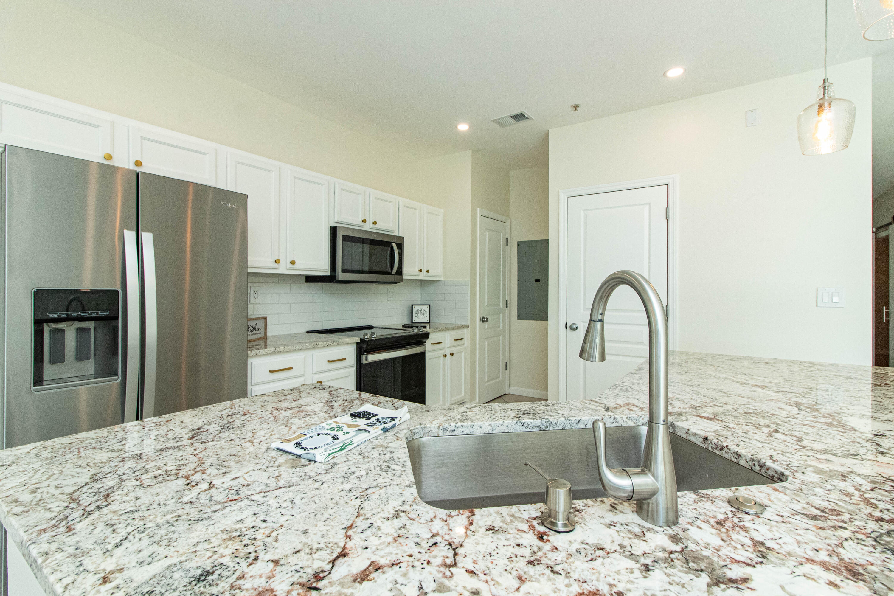 212 Harbor Boulevard Unit 102, Destin, Florida, 32541, United States, 2 Bedrooms Bedrooms, ,2 BathroomsBathrooms,Residential,For Sale,212 Harbor Boulevard Unit 102,1658539