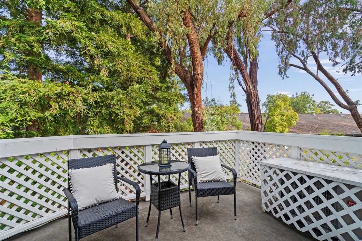 San Jose, California, 95124, United States, 2 Bedrooms Bedrooms, ,2 BathroomsBathrooms,Residential,For Sale,1712924