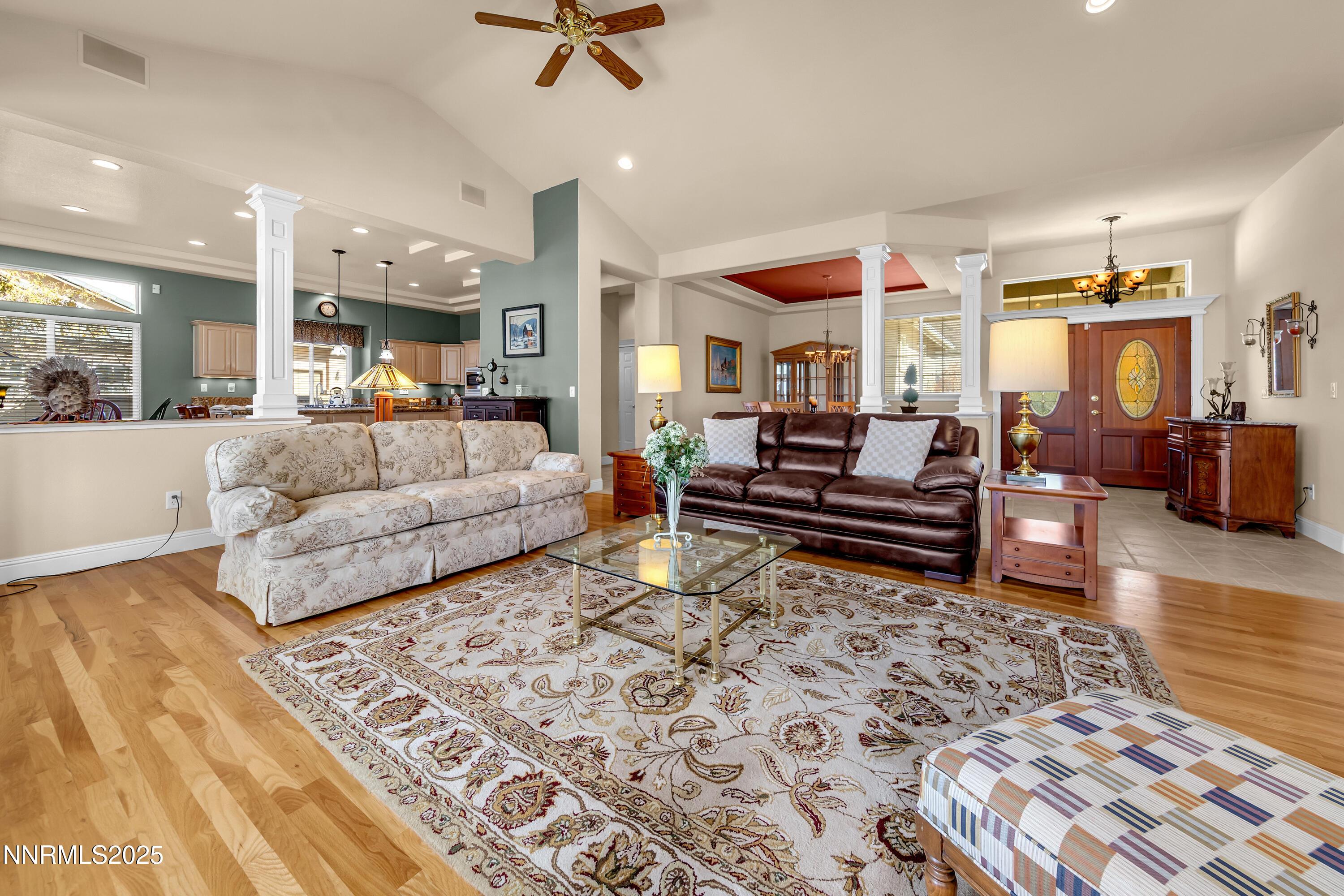 Reno, Nevada, 89502, United States, 3 Bedrooms Bedrooms, ,3 BathroomsBathrooms,Residential,For Sale,1988351