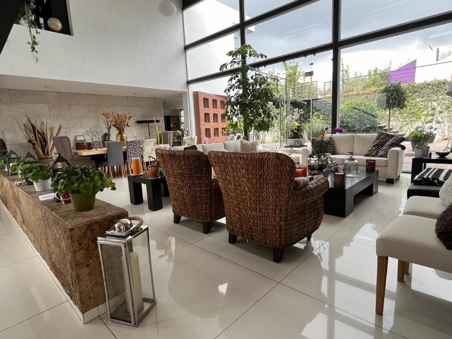 Calzada de los LLorones, Atizapán de Zaragoza, Estado de méxico, 52936, Mexico, 4 Bedrooms Bedrooms, ,5 BathroomsBathrooms,Residential,For Sale,Calzada de los LLorones,1623080