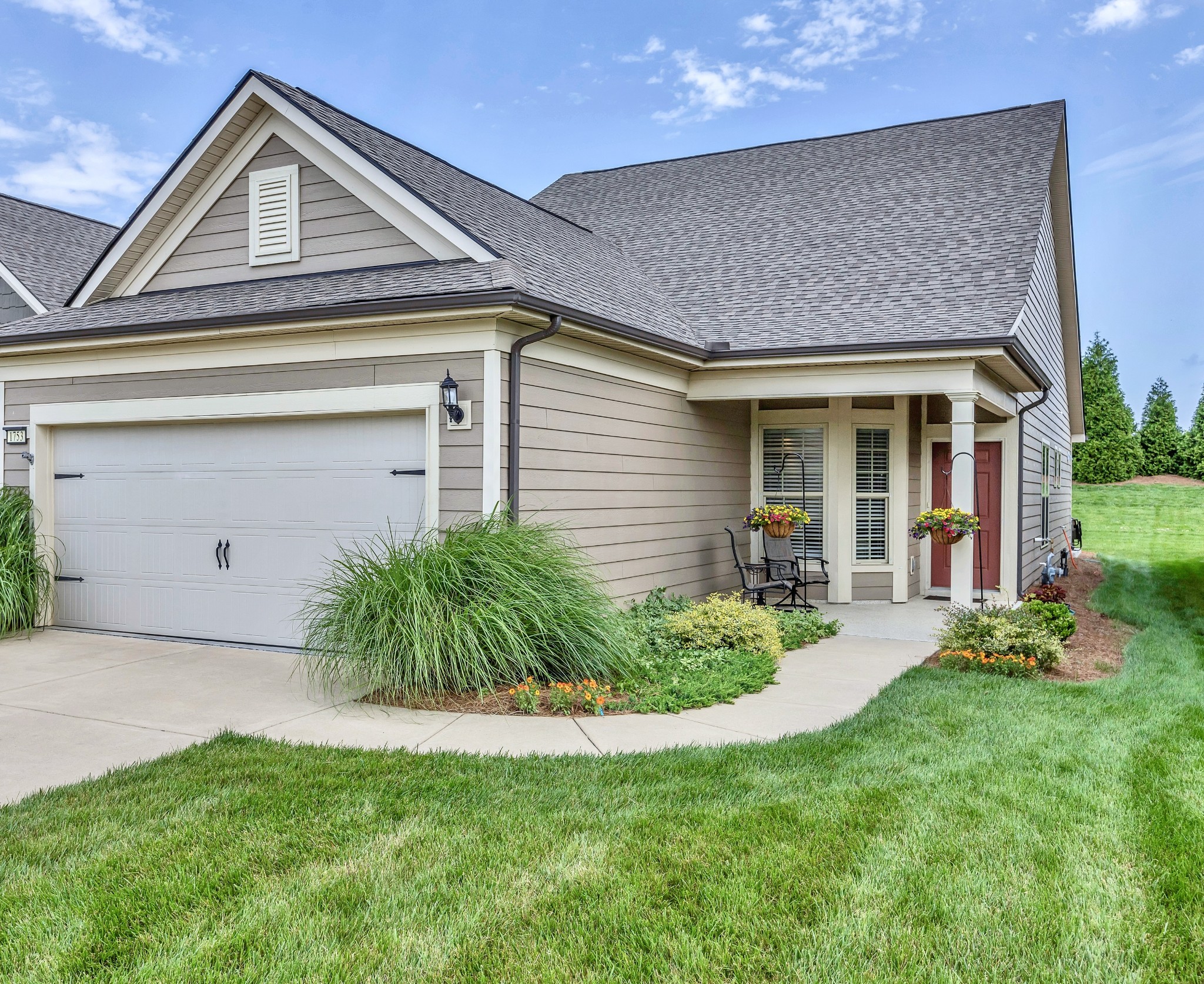 Spring Hill, Tennessee, 37174, United States, 3 Bedrooms Bedrooms, ,2 BathroomsBathrooms,Residential,For Sale,1821005