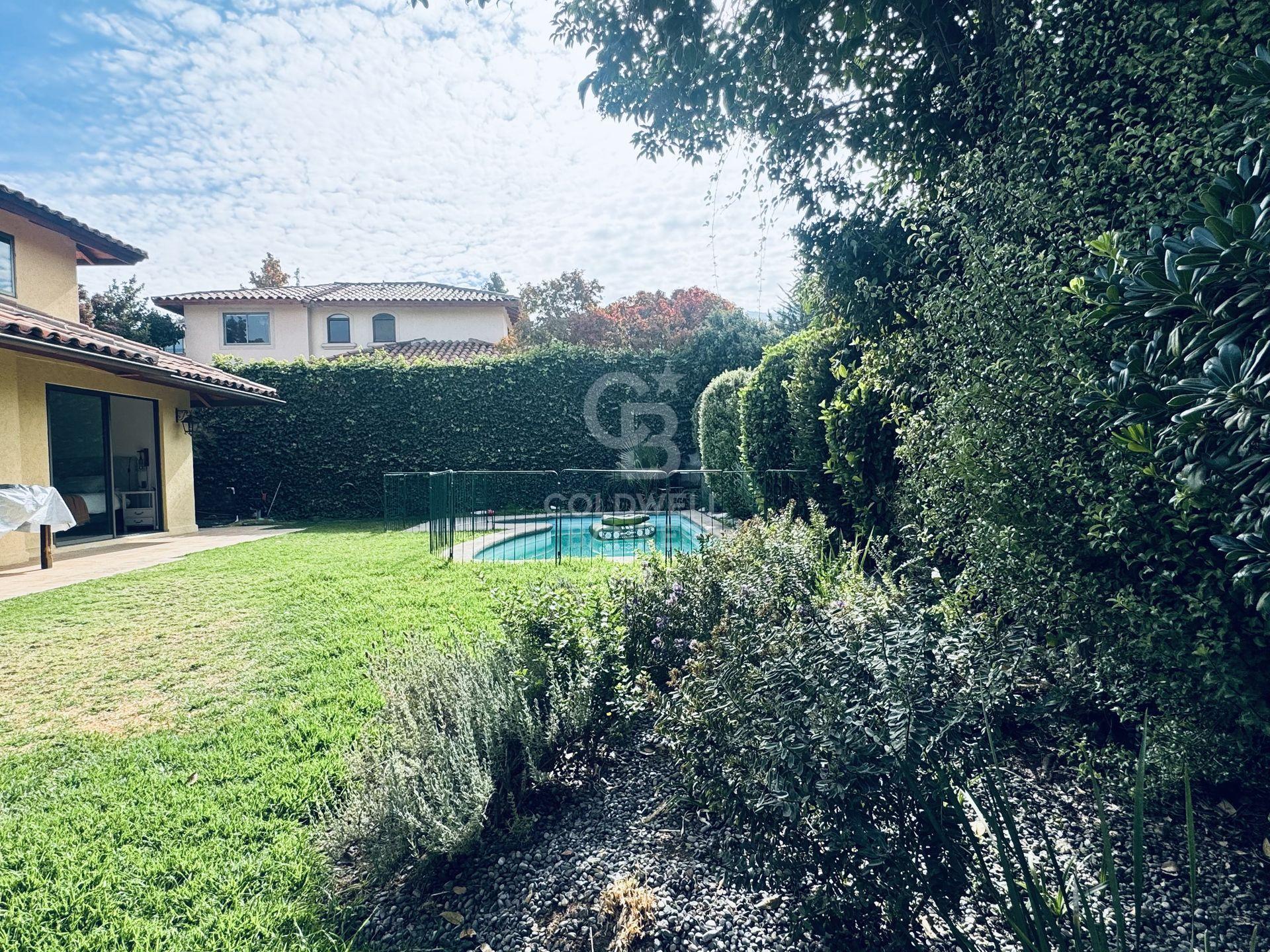 Lo Barnechea, Chile, 6 Bedrooms Bedrooms, ,4 BathroomsBathrooms,Residential,For Sale,1950367