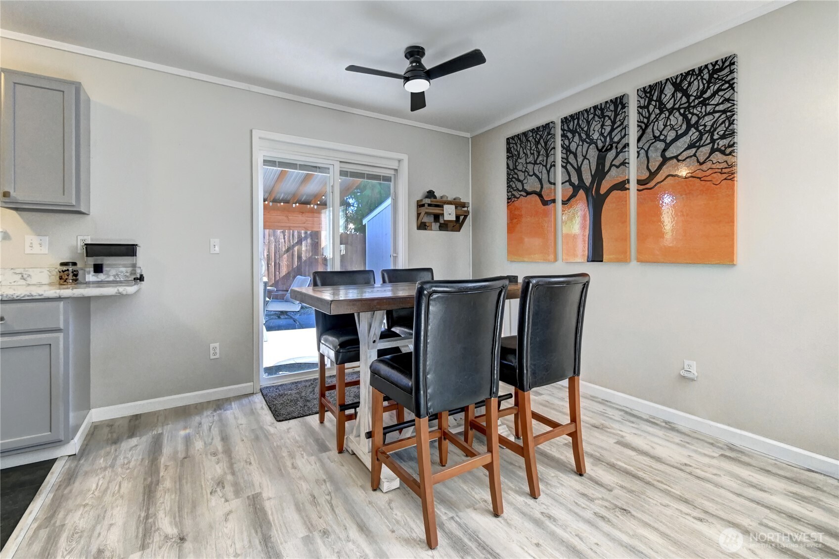 Everett, Washington, 98204, United States, 3 Bedrooms Bedrooms, ,3 BathroomsBathrooms,Residential,For Sale,1964050