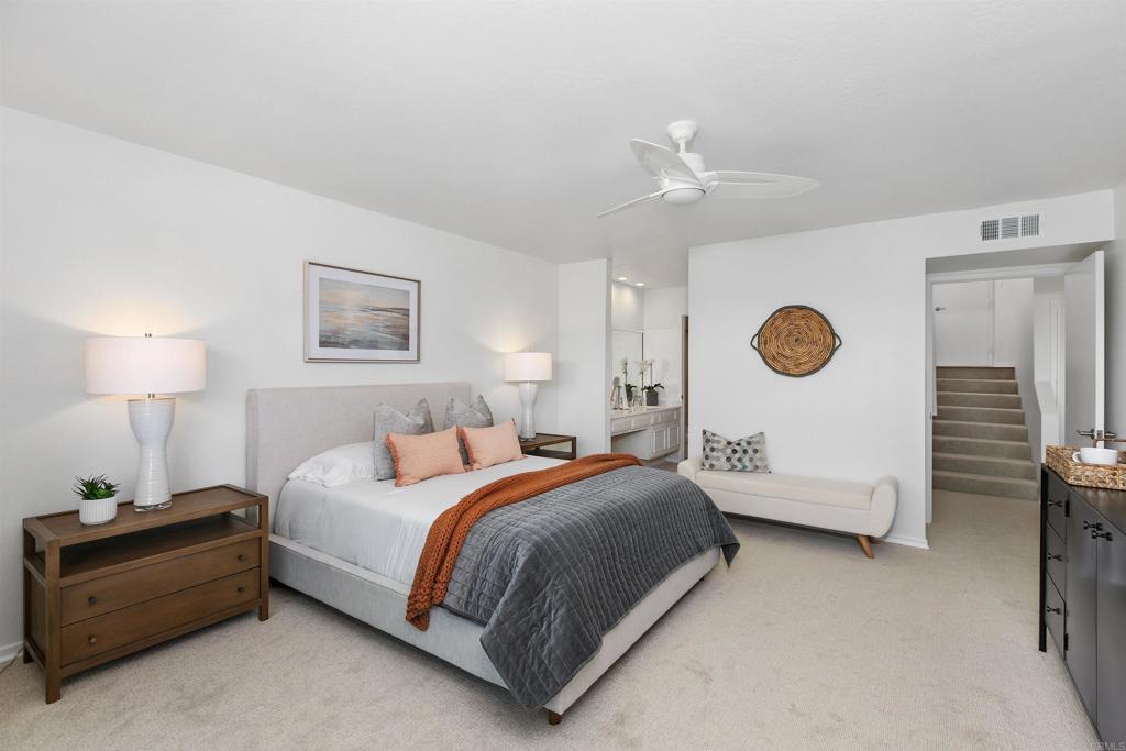 La Jolla, California, 92037, United States, 2 Bedrooms Bedrooms, ,3 BathroomsBathrooms,Residential,For Sale,1938534