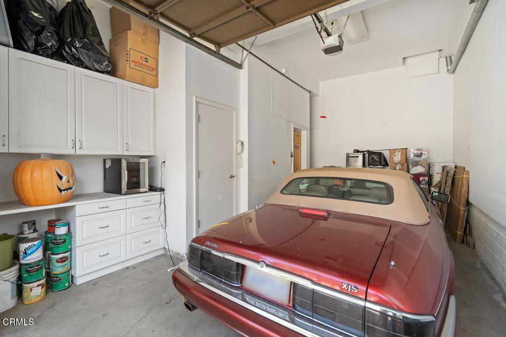 Pasadena, California, 91105, United States, 3 Bedrooms Bedrooms, ,2 BathroomsBathrooms,Residential,For Sale,1941777
