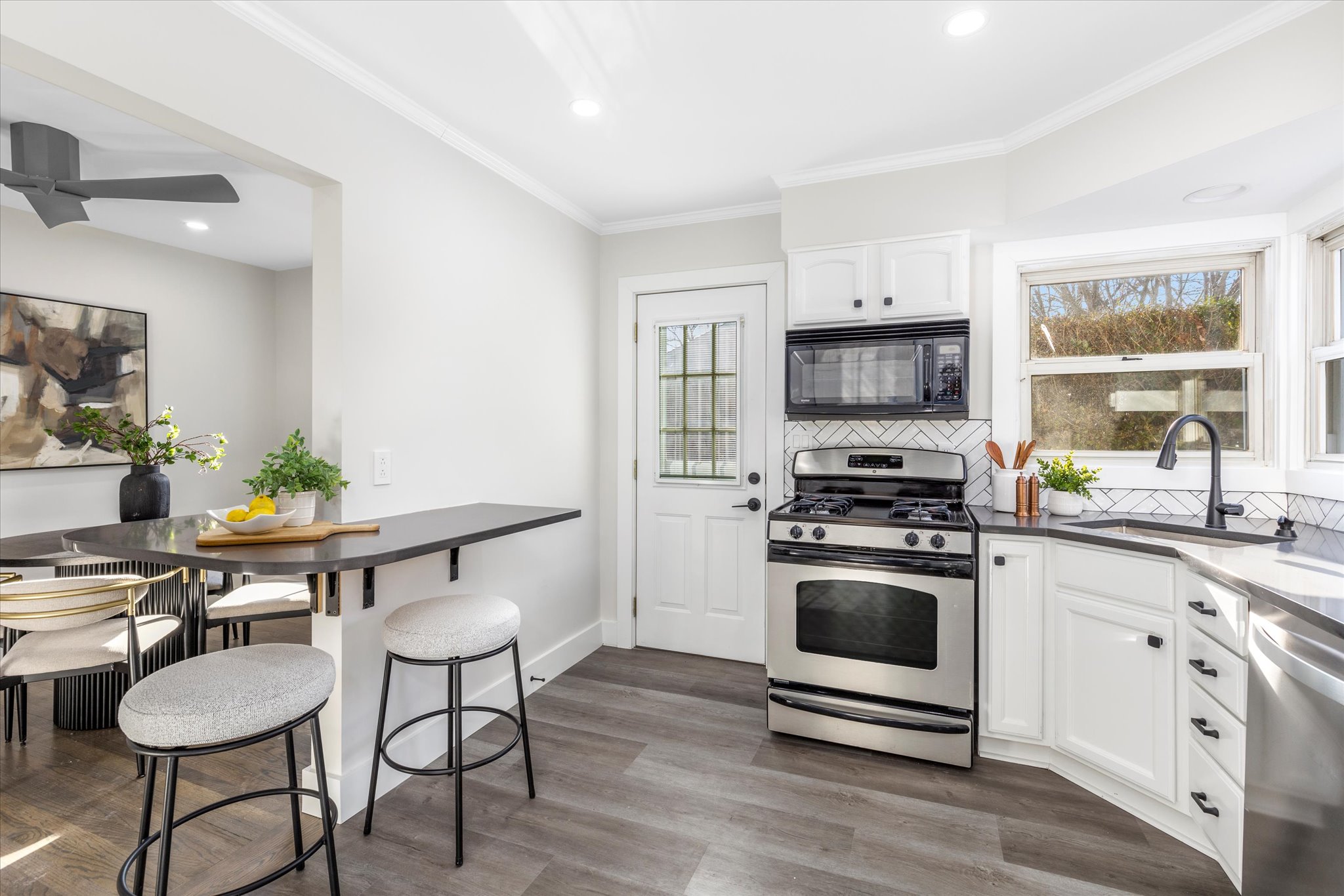 Clifton, New Jersey, 07014, United States, 4 Bedrooms Bedrooms, ,2 BathroomsBathrooms,Residential,For Sale,2005984