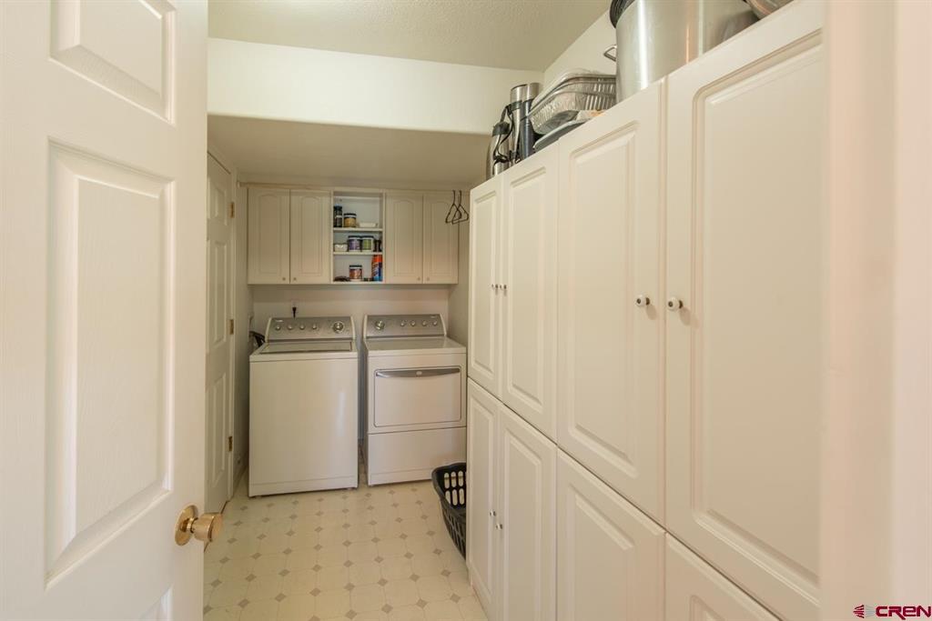 Montrose, Colorado, 81403, United States, 3 Bedrooms Bedrooms, ,2 BathroomsBathrooms,Residential,For Sale,1982789