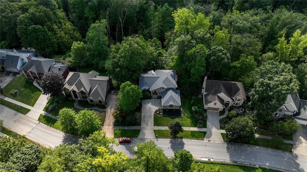 Brecksville, Ohio, 44141, United States, 4 Bedrooms Bedrooms, ,4 BathroomsBathrooms,Residential,For Sale,1926266