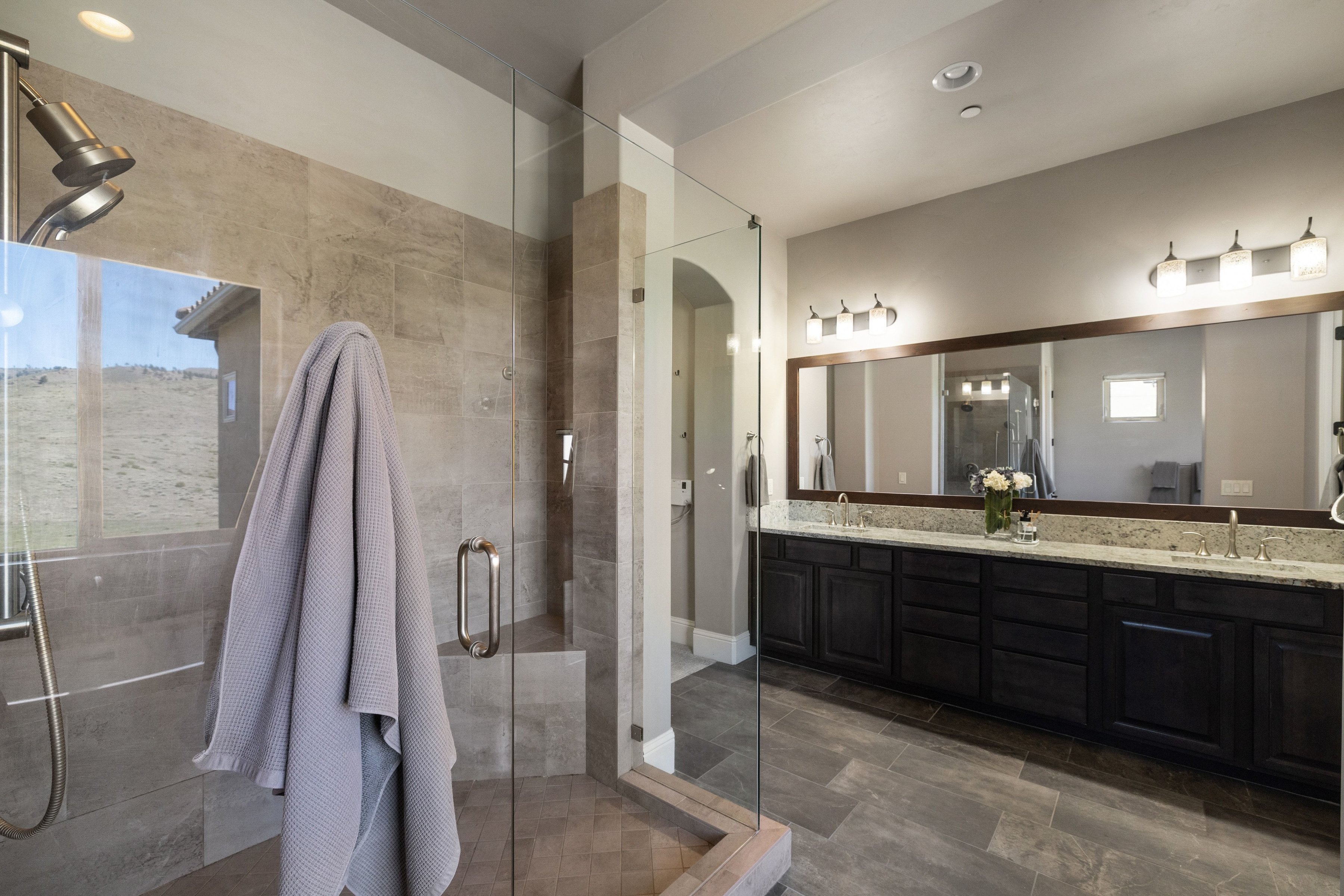  Luxurious Modern Farmhouse with Breathtaking Views - 物件實景