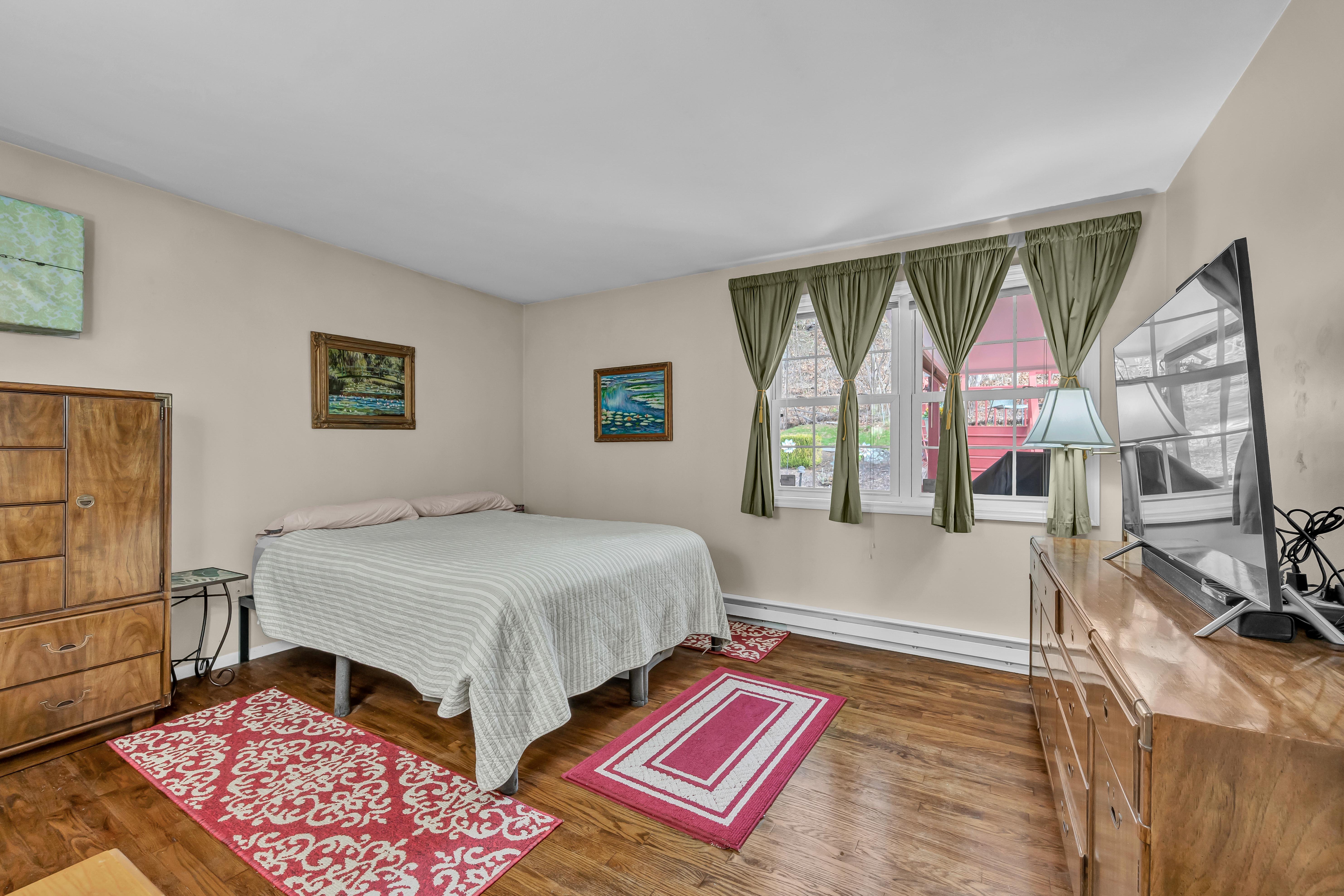  Beautifully Maintained Home - 物件實景