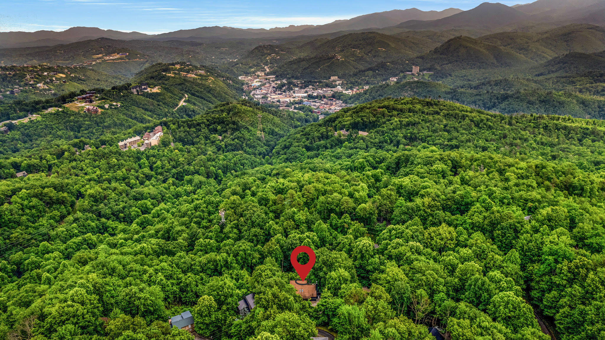 Gatlinburg, Tennessee, 37738, United States, 3 Bedrooms Bedrooms, ,5 BathroomsBathrooms,Residential,For Sale,1978798