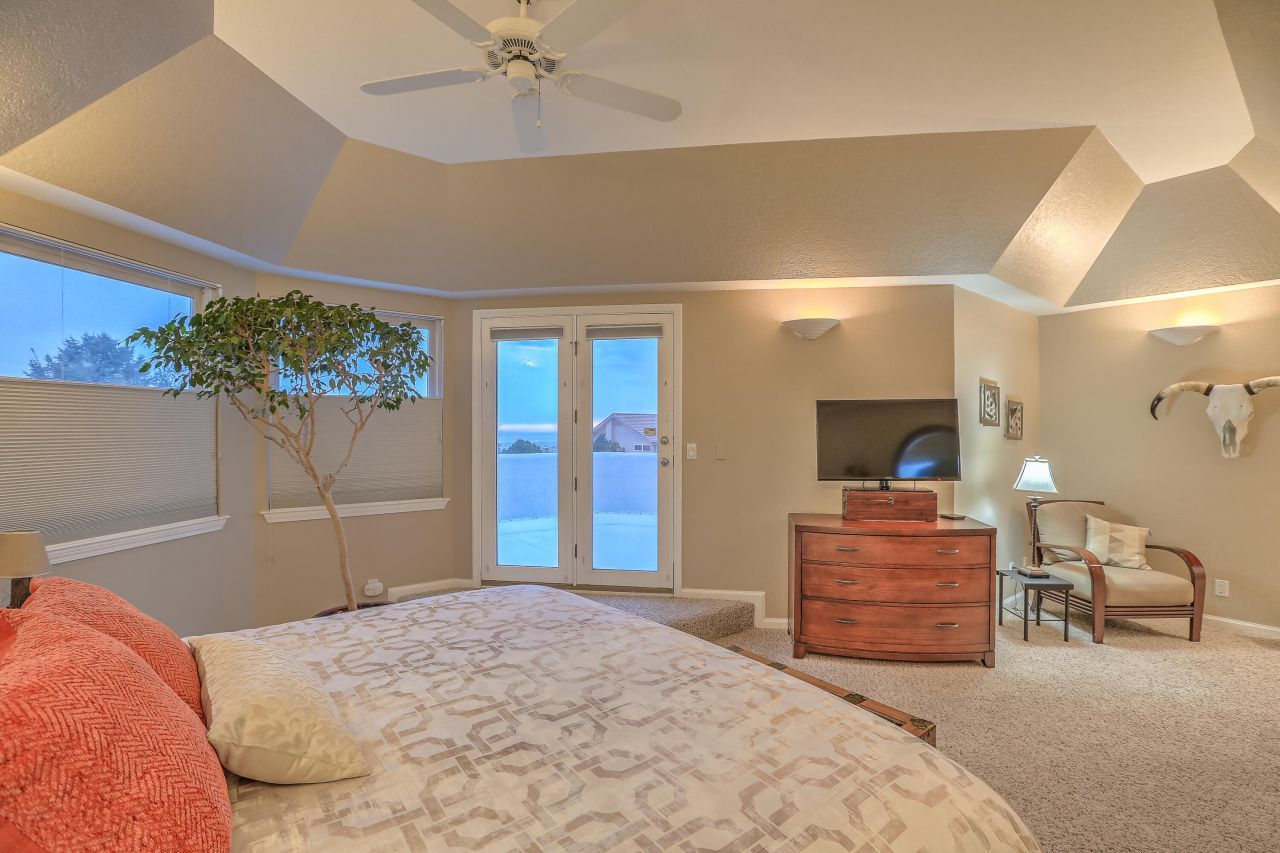 Albuquerque, New Mexico, 87112, United States, 4 Bedrooms Bedrooms, ,2 BathroomsBathrooms,Residential,For Sale,2002975