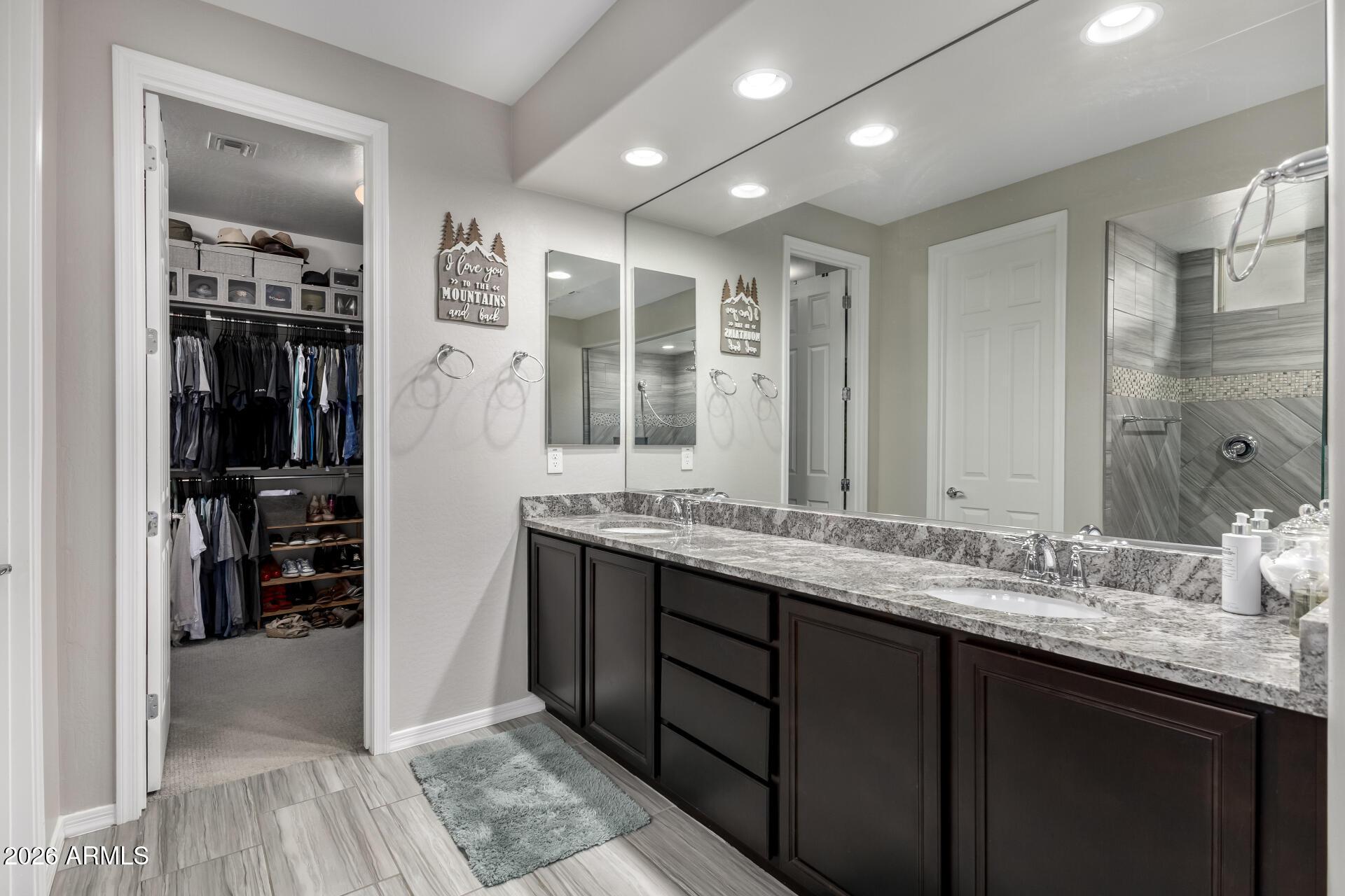 Phoenix, Arizona, 85083, United States, 3 Bedrooms Bedrooms, ,4 BathroomsBathrooms,Residential,For Sale,2013814