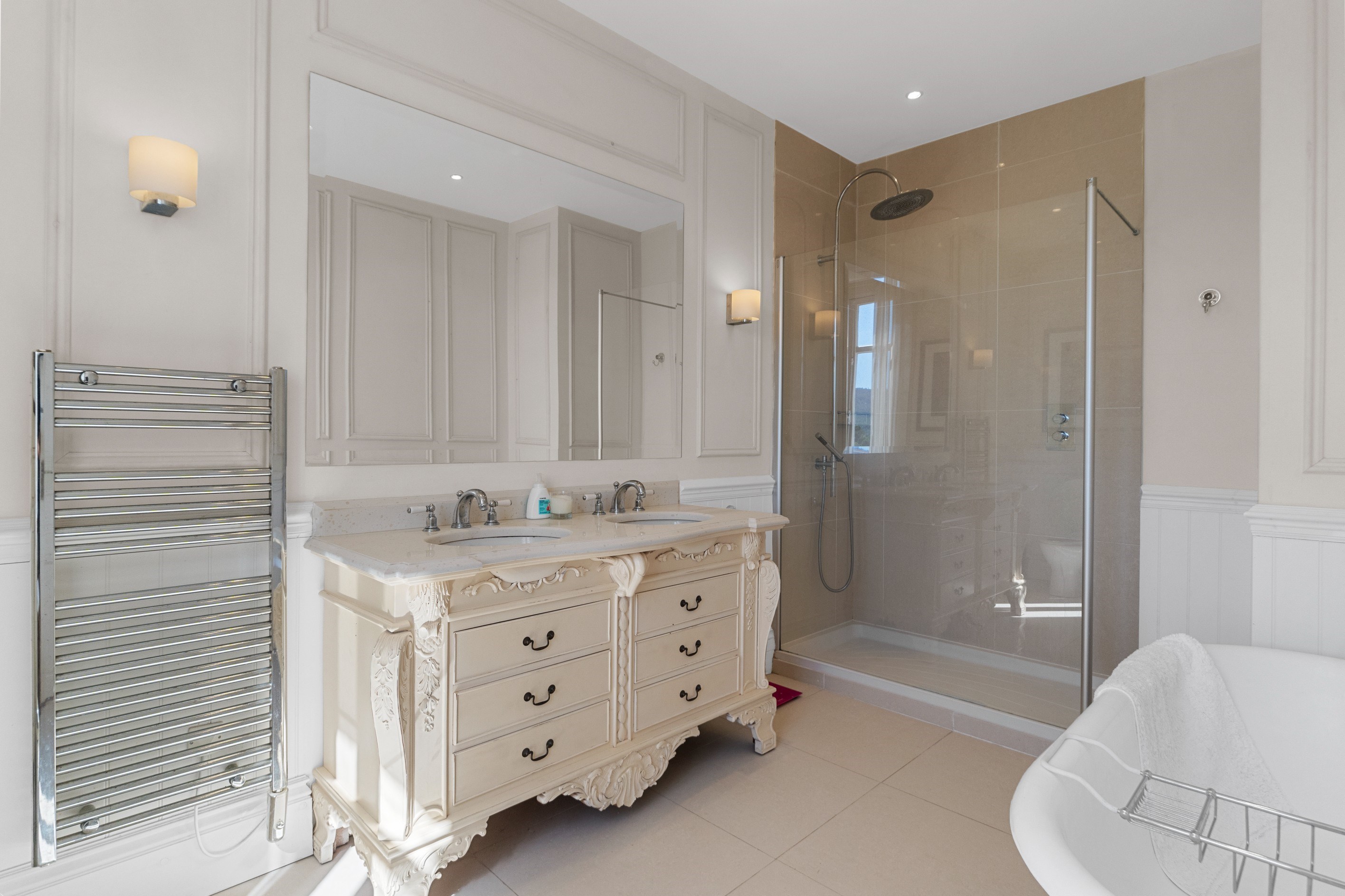  Mandelieu-la-Napoule Belle Époque estate with pool and guest house near Cannes - 物件實景
