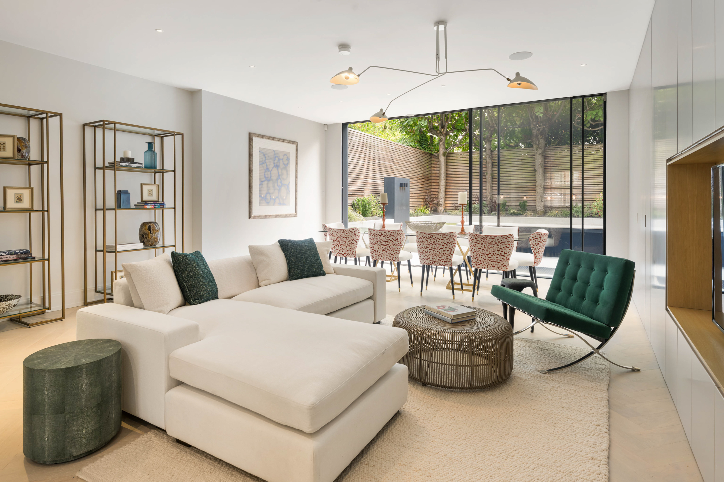  A Beautiful Family Home in Kensington with Off-Steet Parking - 物件實景