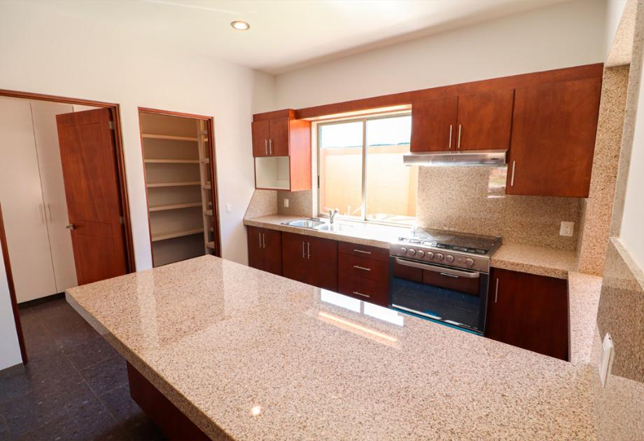 Jos? Mar?a Morelos, Morelia, Michoacán de Ocampo, 58350, Mexico, 3 Bedrooms Bedrooms, ,2 BathroomsBathrooms,Residential,For Sale,Jos? Mar?a Morelos,1624023