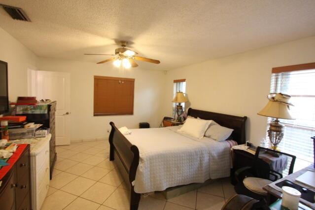 Lake Worth, Florida, 33463, United States, 4 Bedrooms Bedrooms, ,2 BathroomsBathrooms,Residential,For Sale,1928734