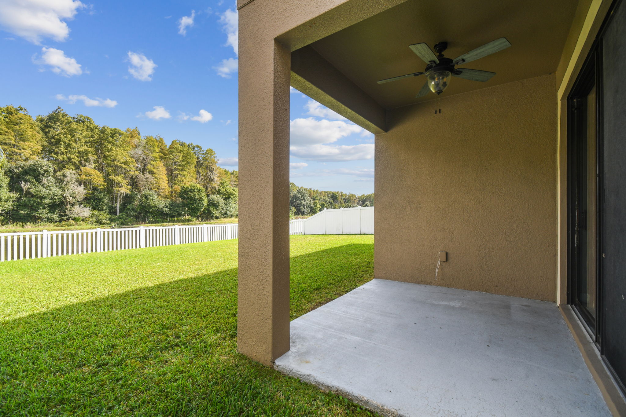 New Port Richey, Florida, 34655, United States, 6 Bedrooms Bedrooms, ,4 BathroomsBathrooms,Residential,For Sale,1980137