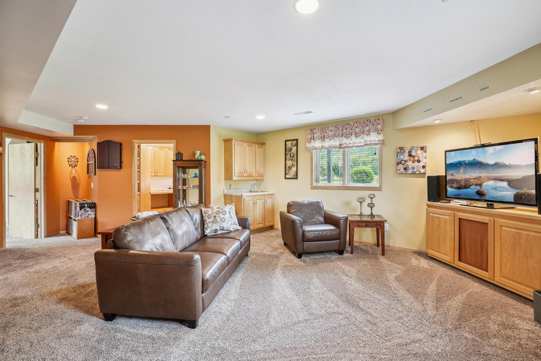 River Falls, Wisconsin, 54022, United States, 3 Bedrooms Bedrooms, ,2 BathroomsBathrooms,Residential,For Sale,2001890