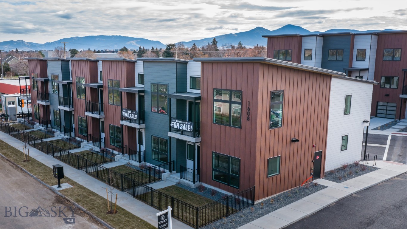 Bozeman, Montana, 59715, United States, 3 Bedrooms Bedrooms, ,3 BathroomsBathrooms,Residential,For Sale,2002281