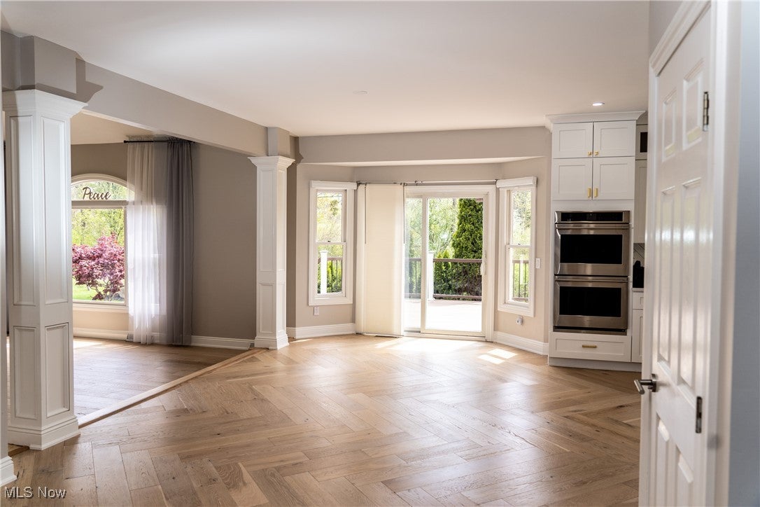 North Royalton, Ohio, 44133, United States, 4 Bedrooms Bedrooms, ,3 BathroomsBathrooms,Residential,For Sale,1973656