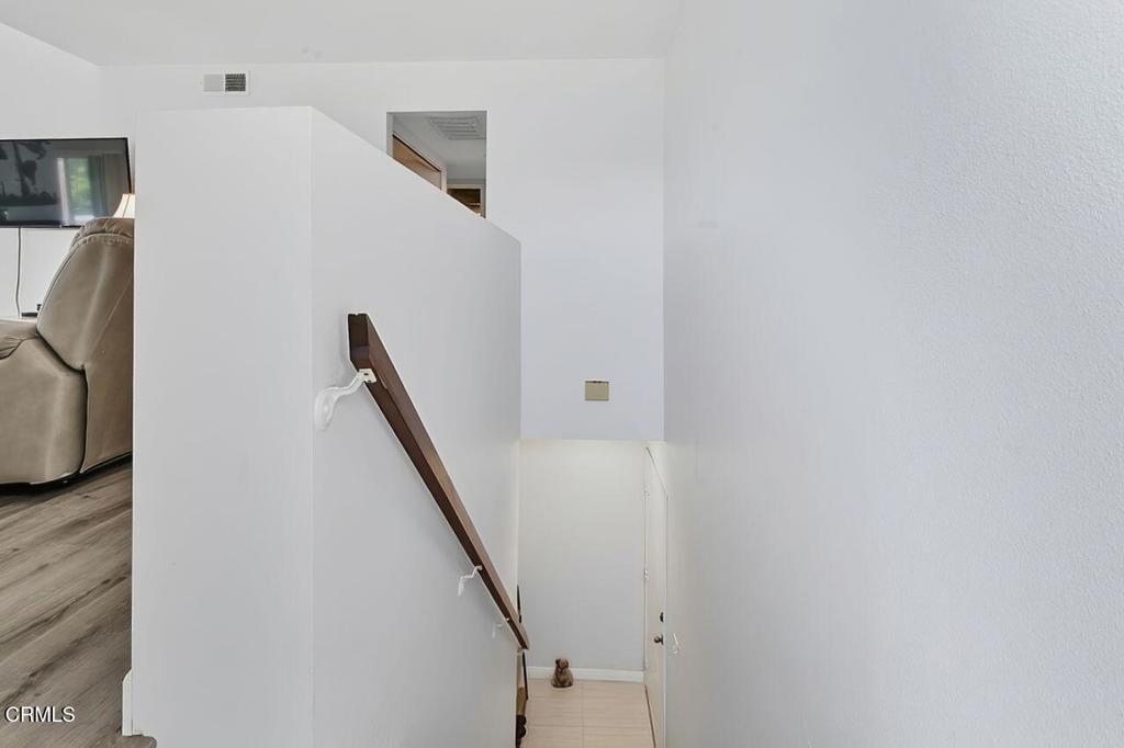 Ventura, California, 93003, United States, 2 Bedrooms Bedrooms, ,1 BathroomBathrooms,Residential,For Sale,1957237