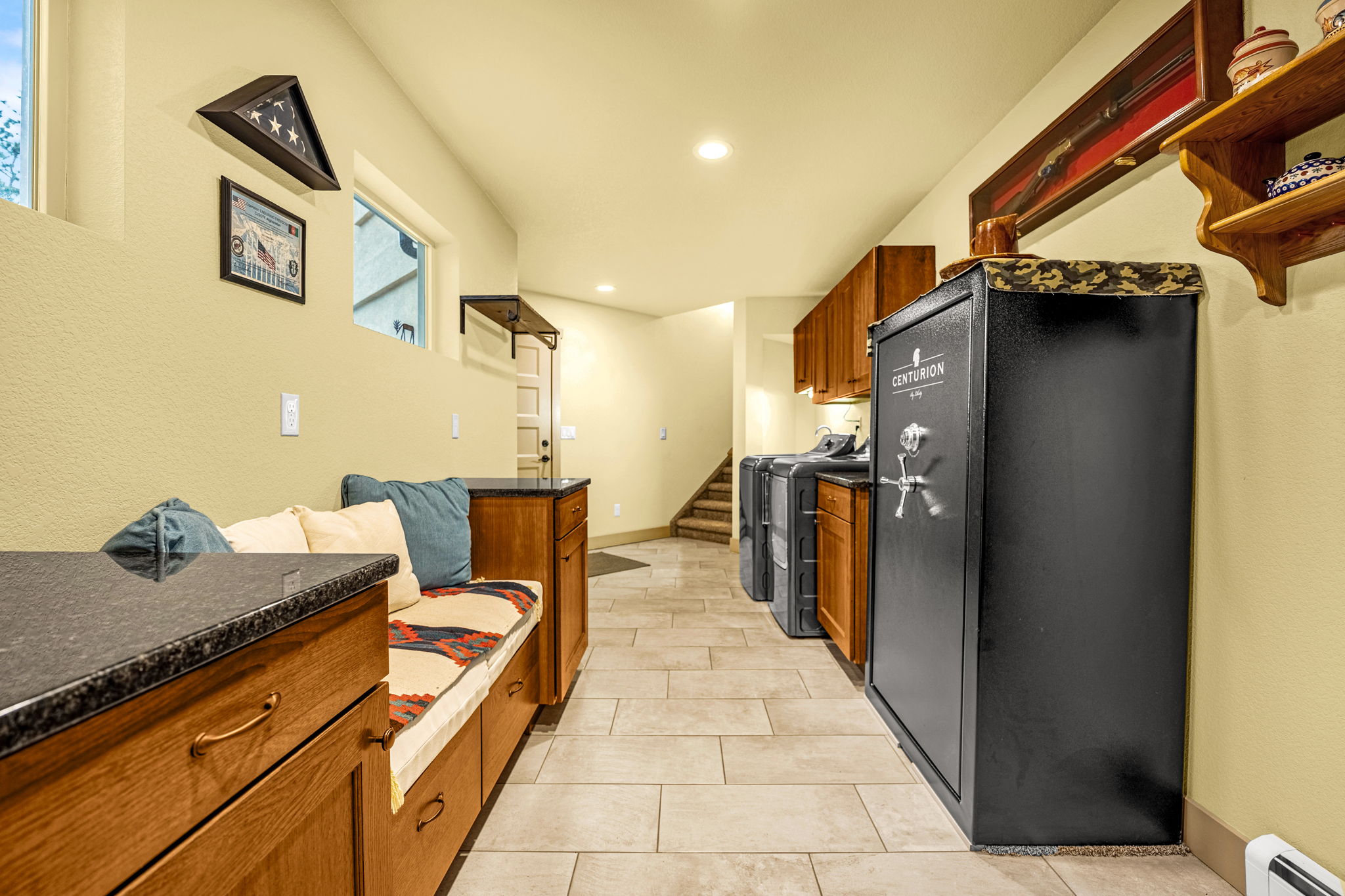 Guffey, Colorado, 80820, United States, 3 Bedrooms Bedrooms, ,2 BathroomsBathrooms,Residential,For Sale,1847309