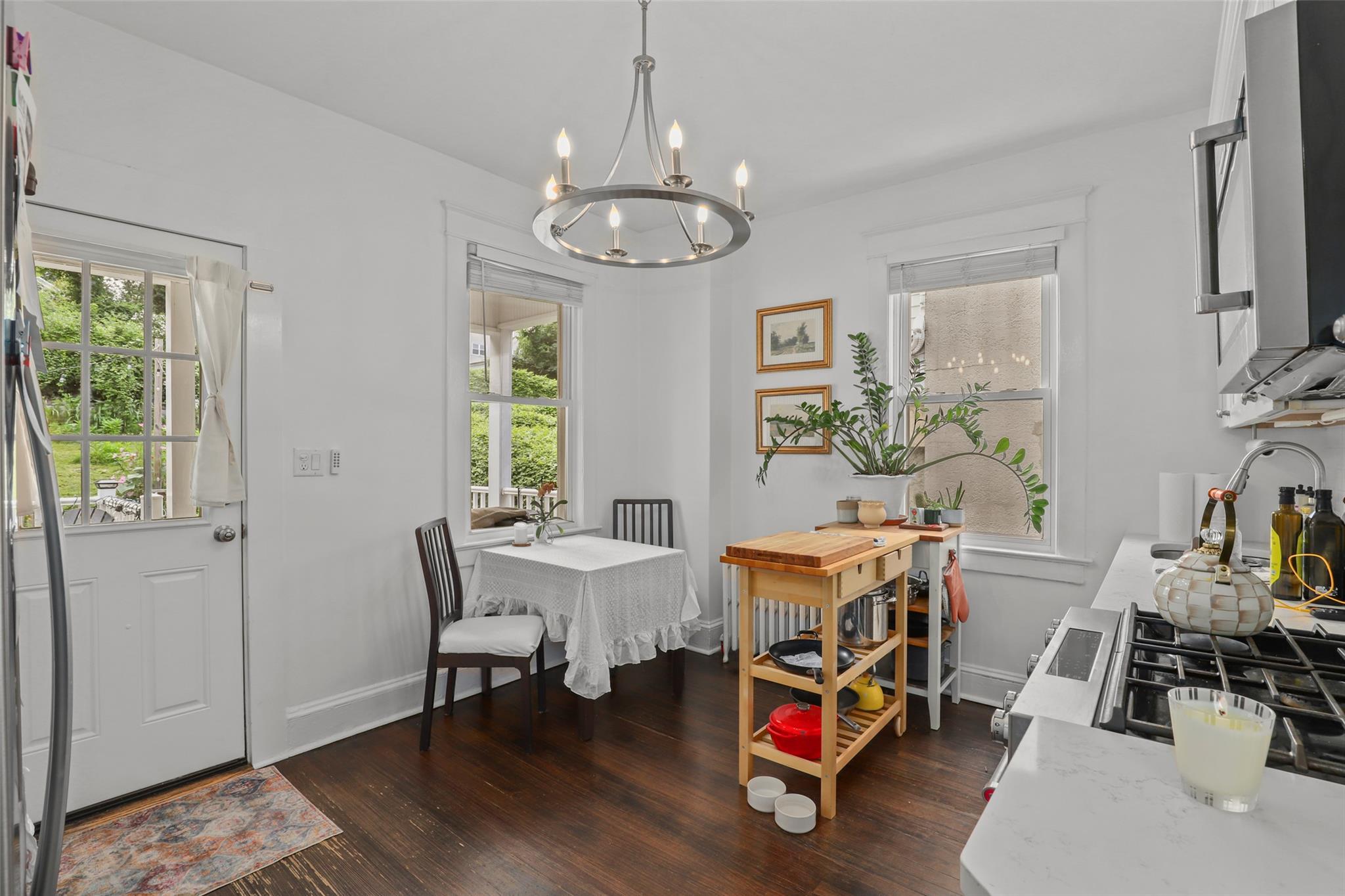 Dobbs Ferry, New York, 10522, United States, 5 Bedrooms Bedrooms, ,2 BathroomsBathrooms,Residential,For Sale,1905486