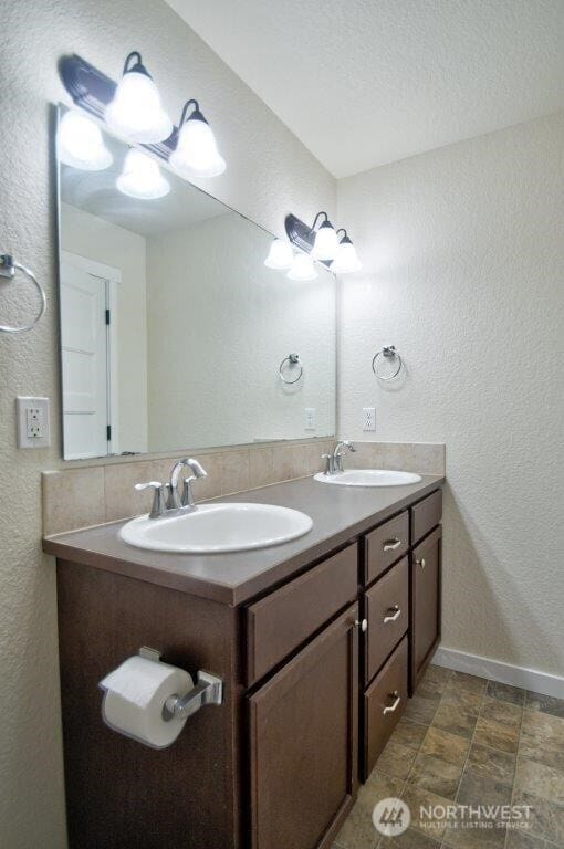 Olympia, Washington, 98502, United States, 3 Bedrooms Bedrooms, ,2 BathroomsBathrooms,Residential,For Sale,1933526