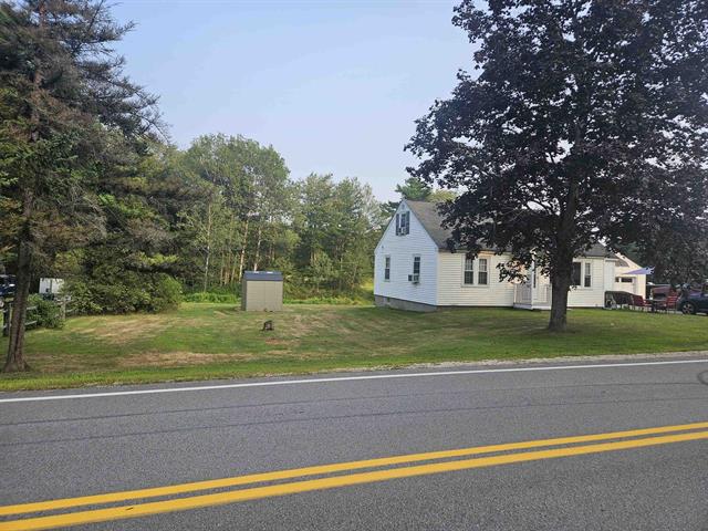 Pembroke, New Hampshire, 03275, United States, 3 Bedrooms Bedrooms, ,1 BathroomBathrooms,Residential,For Sale,1909259