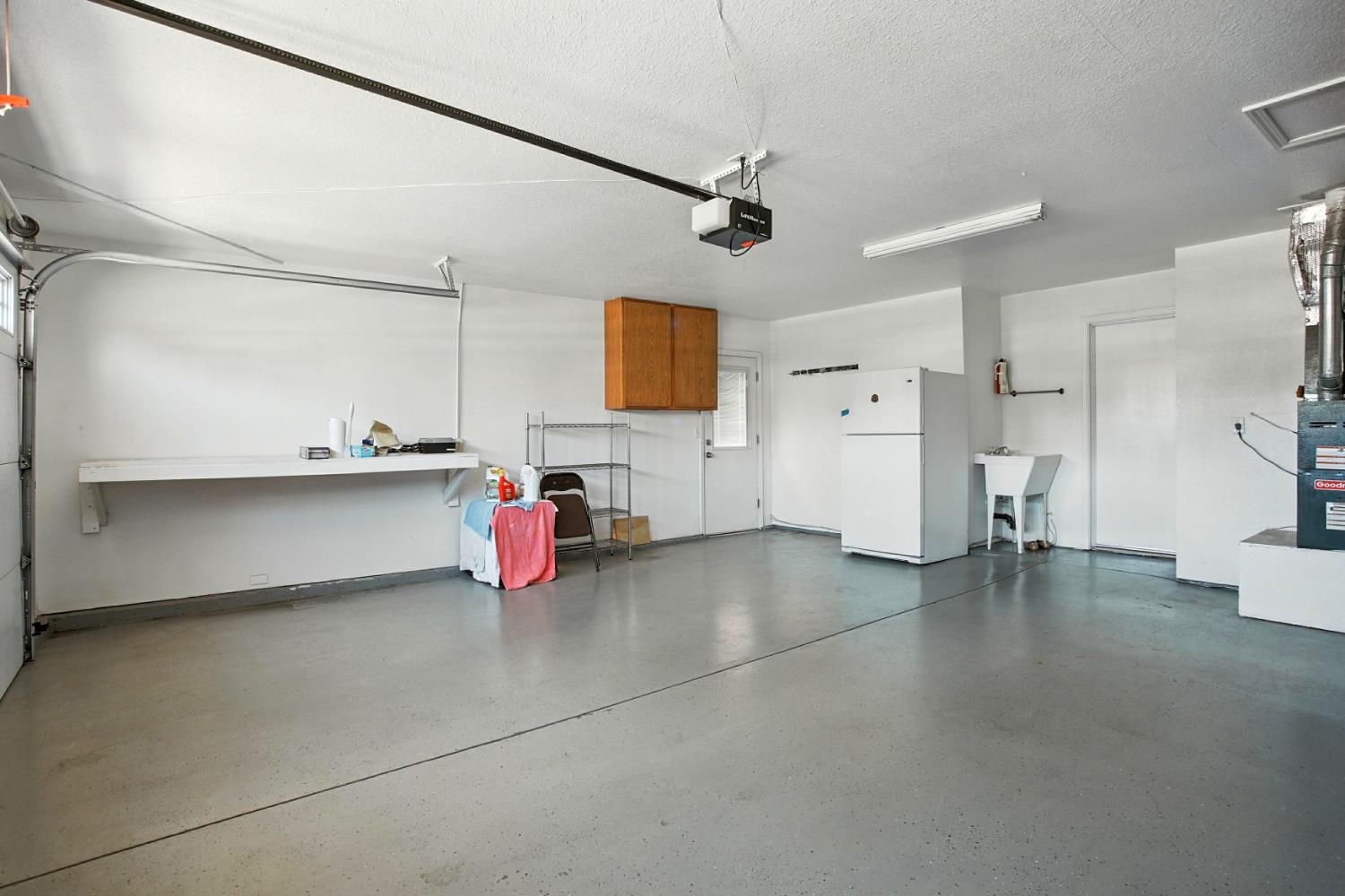 Galt, California, 95632, United States, 3 Bedrooms Bedrooms, ,2 BathroomsBathrooms,Residential,For Sale,1906984