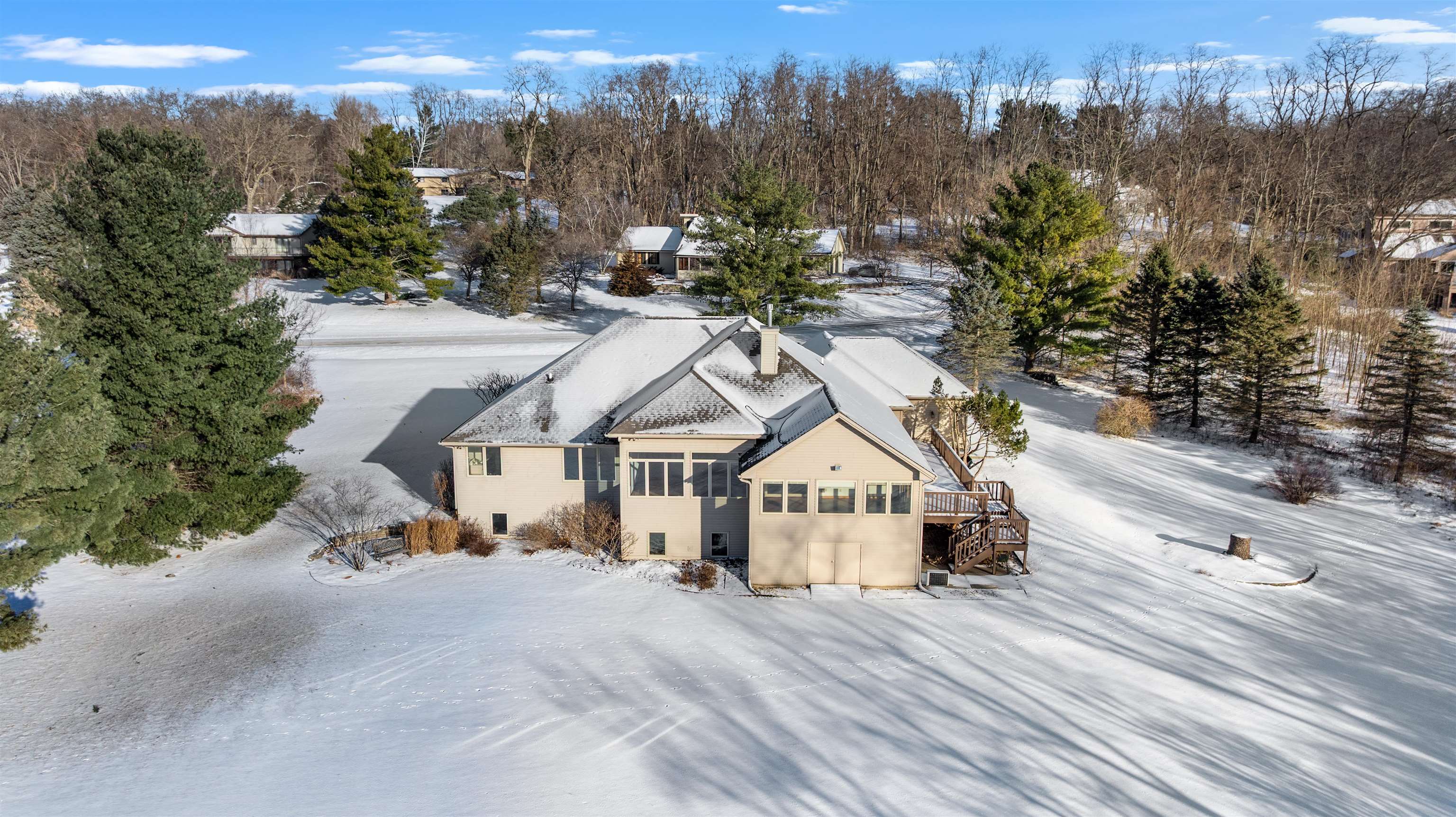 Roscoe, Illinois, 61073, United States, 3 Bedrooms Bedrooms, ,4 BathroomsBathrooms,Residential,For Sale,2011367