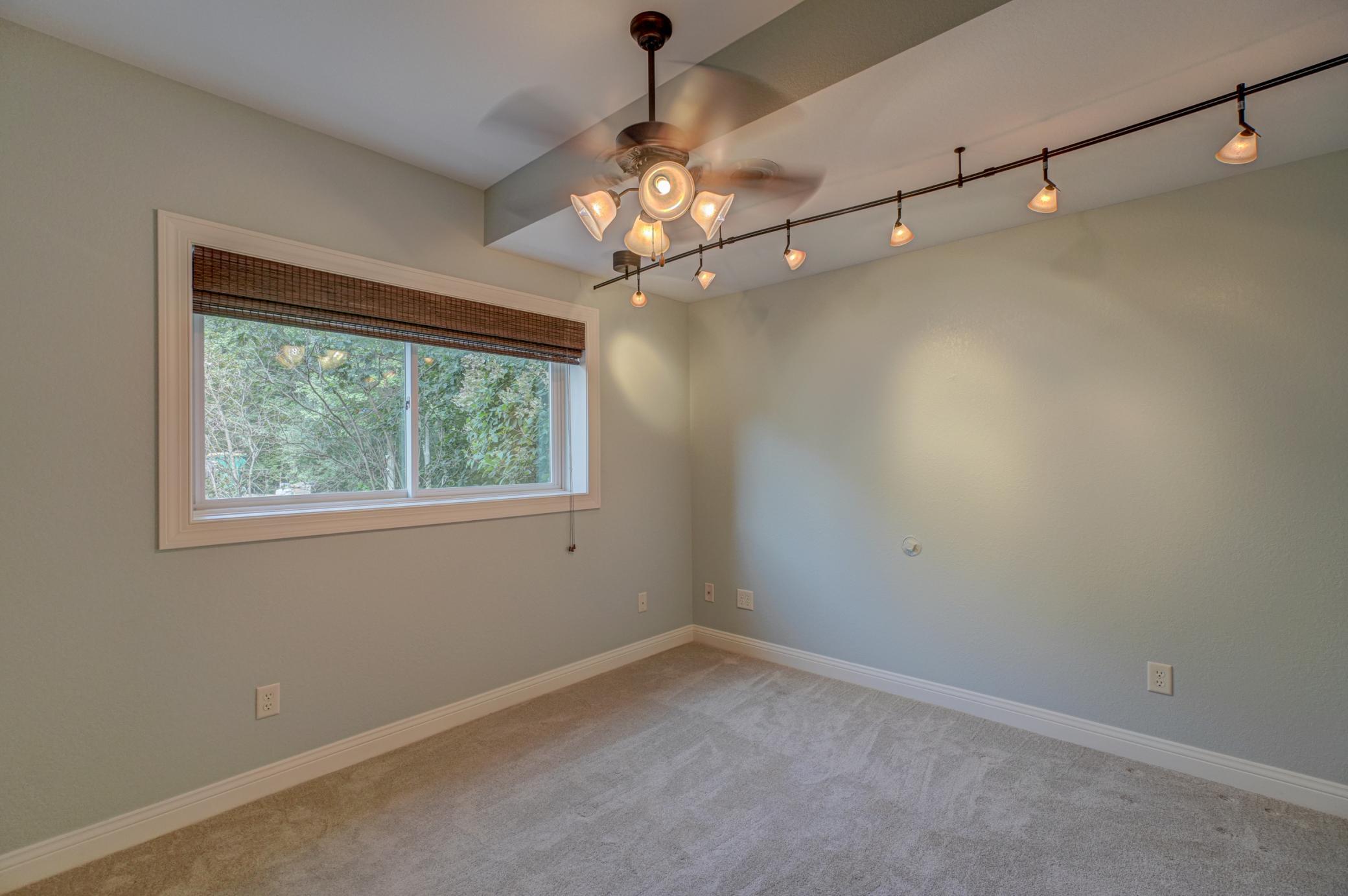 Eau Claire, Wisconsin, 54701, United States, 6 Bedrooms Bedrooms, ,2 BathroomsBathrooms,Residential,For Sale,1992855